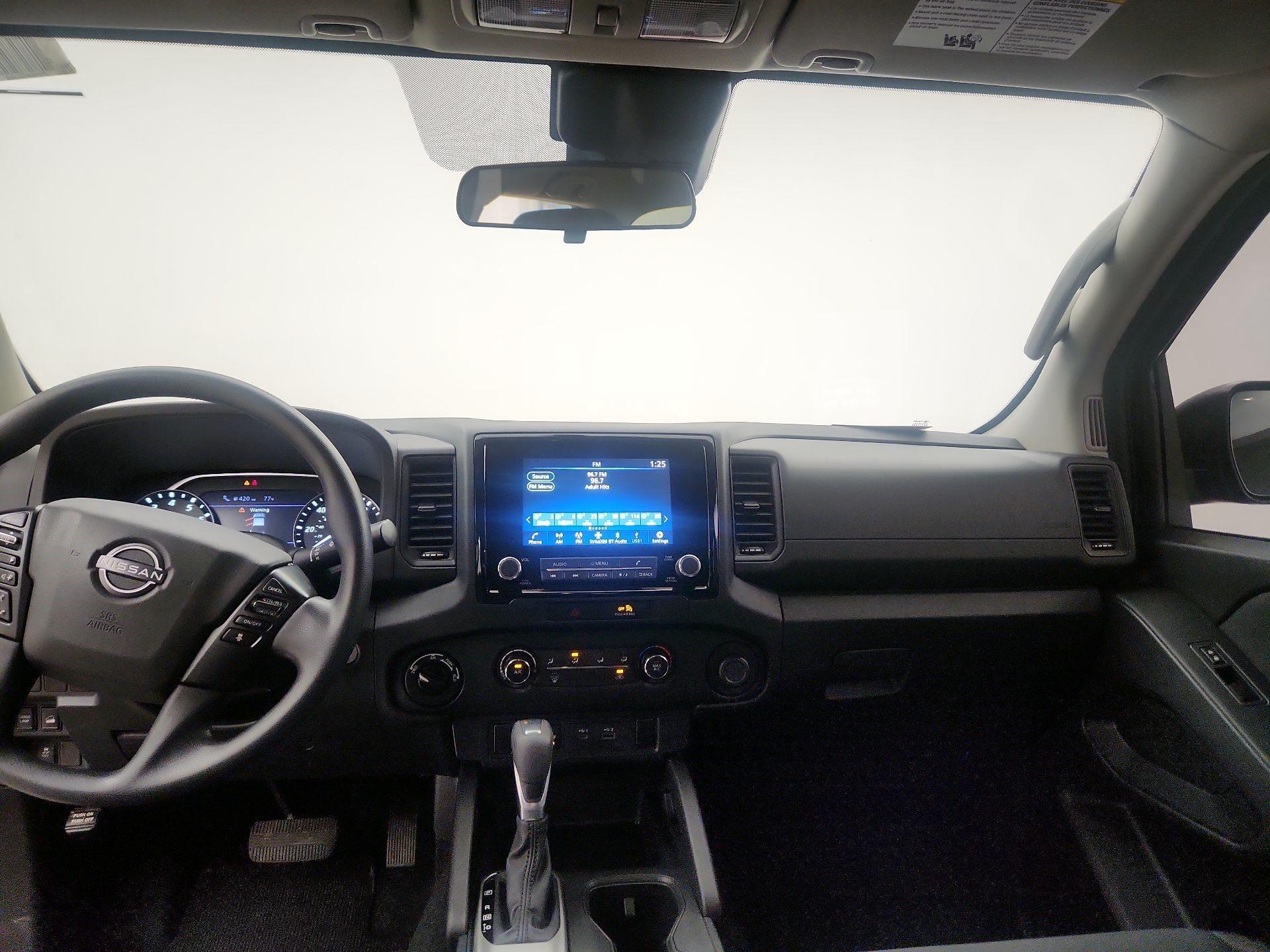 Thumbnail: 2022 Nissan Frontier - 9