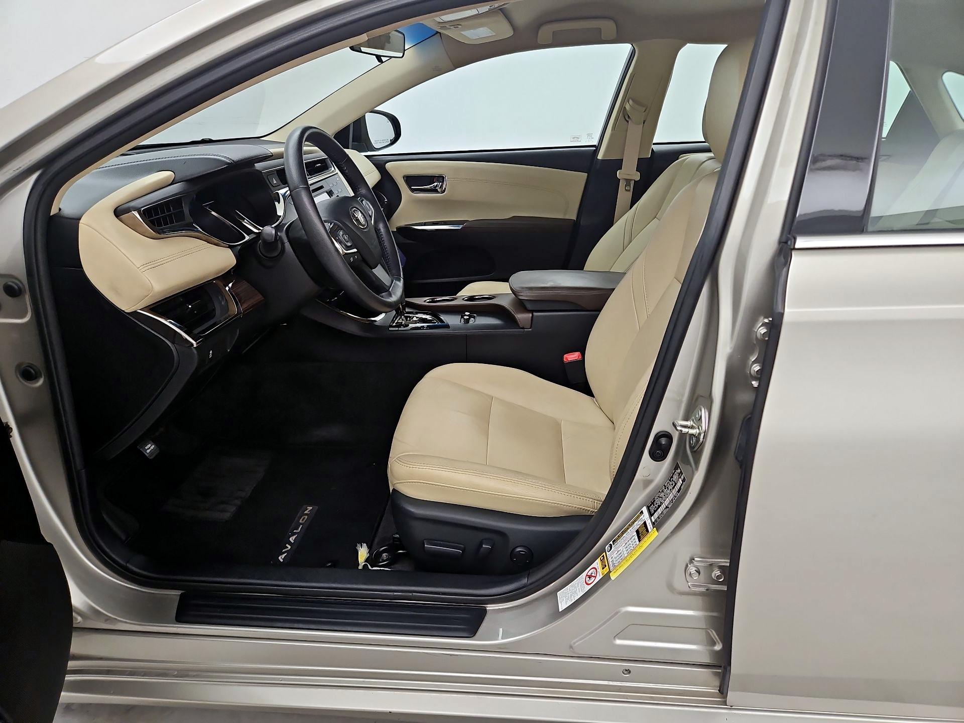 Thumbnail: 2013 Toyota Avalon - 11