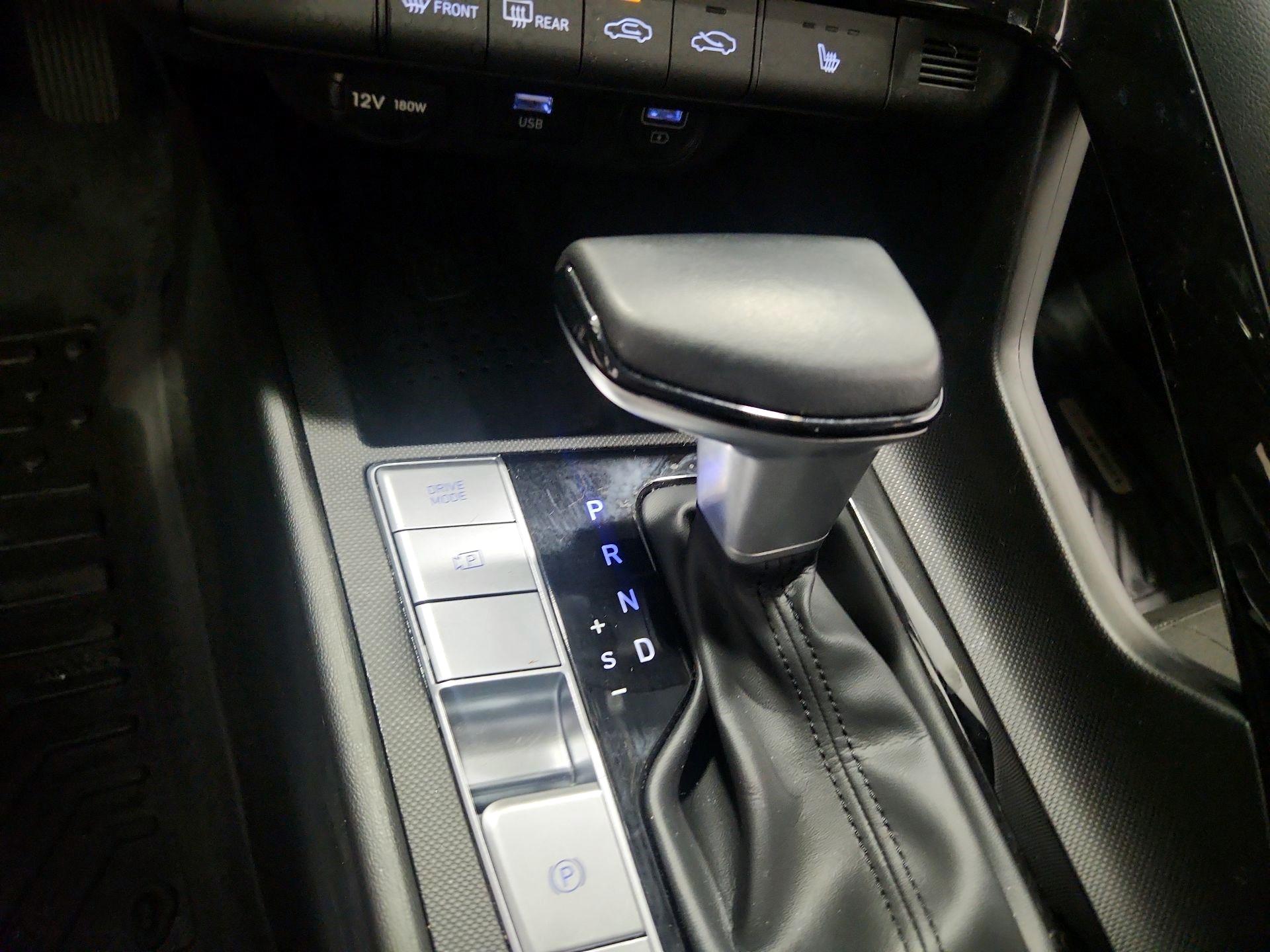 Thumbnail: 2023 Hyundai Elantra - 17