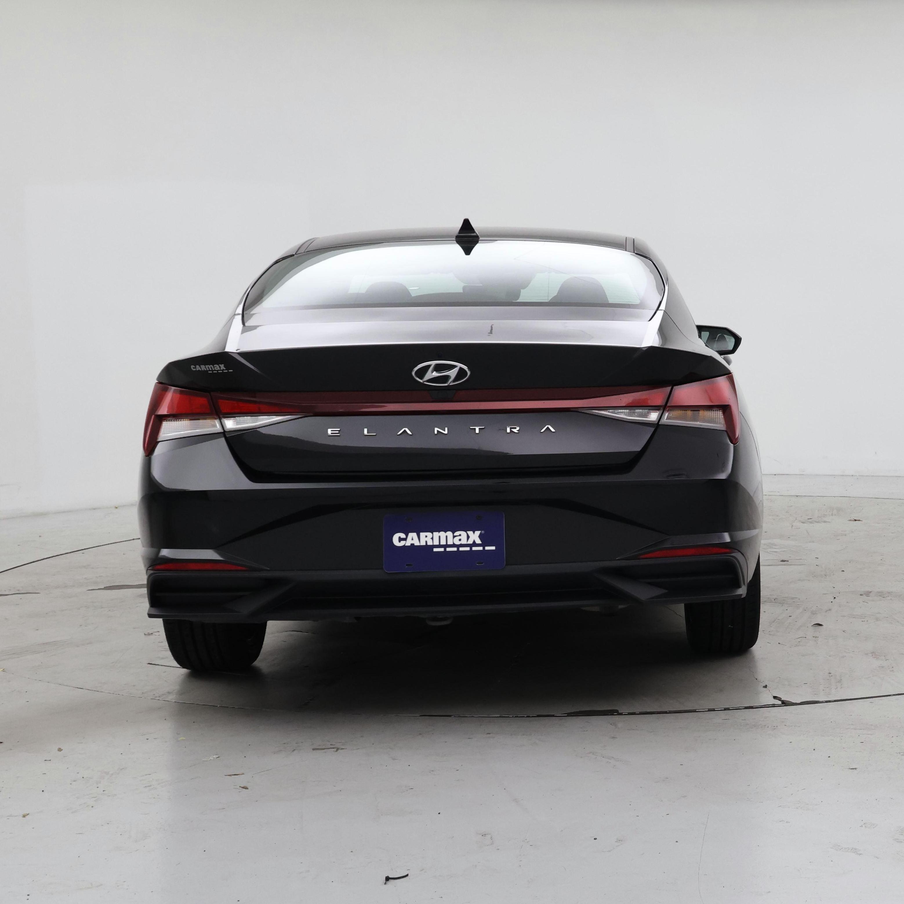 Thumbnail: 2023 Hyundai Elantra - 6