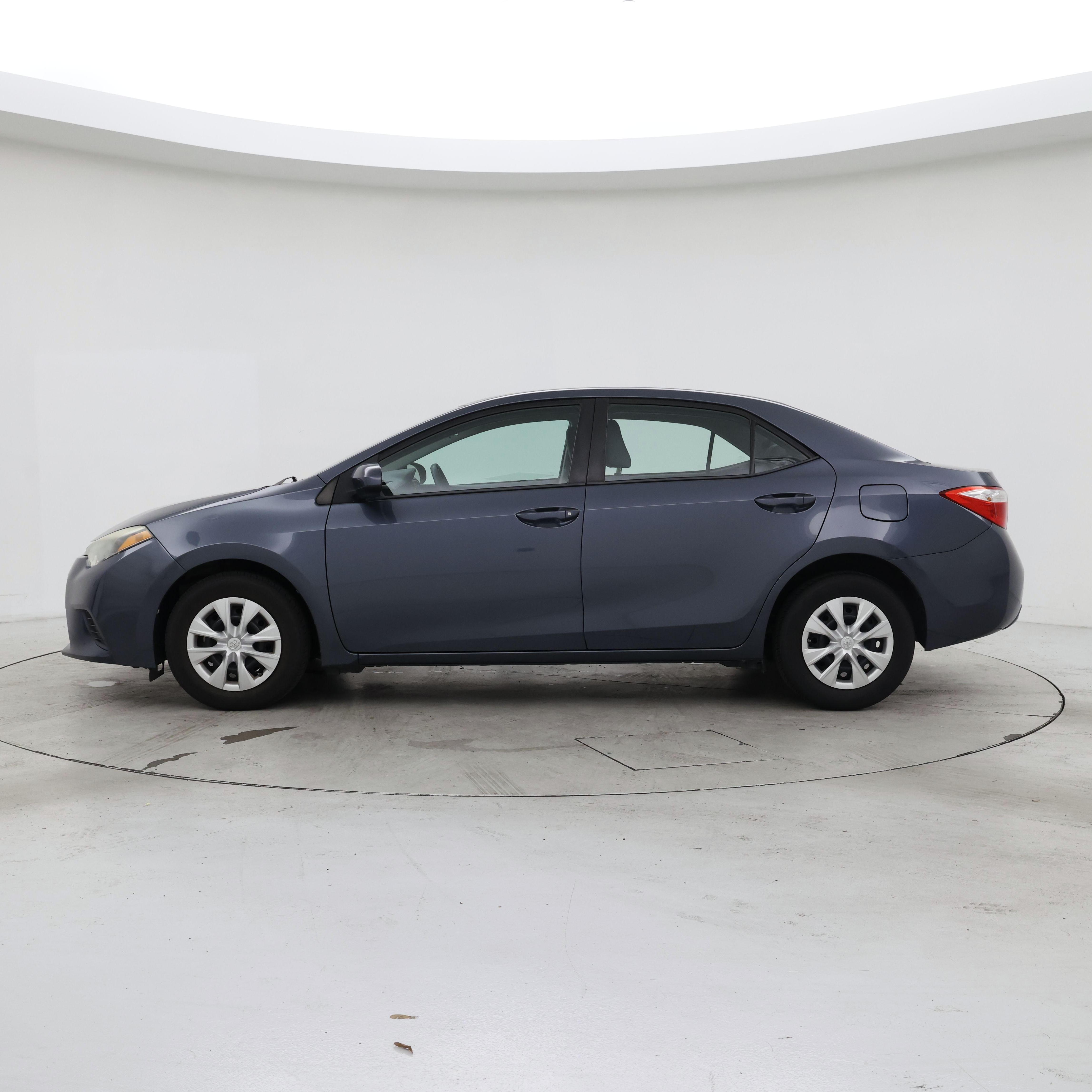Thumbnail: 2016 Toyota Corolla - 3