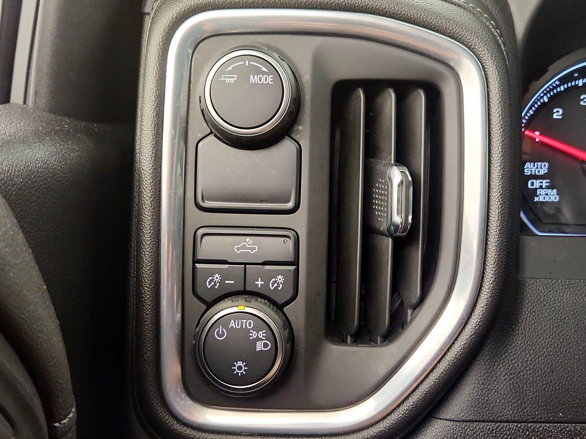 Thumbnail: 2022 Chevrolet Silverado 1500 - 13