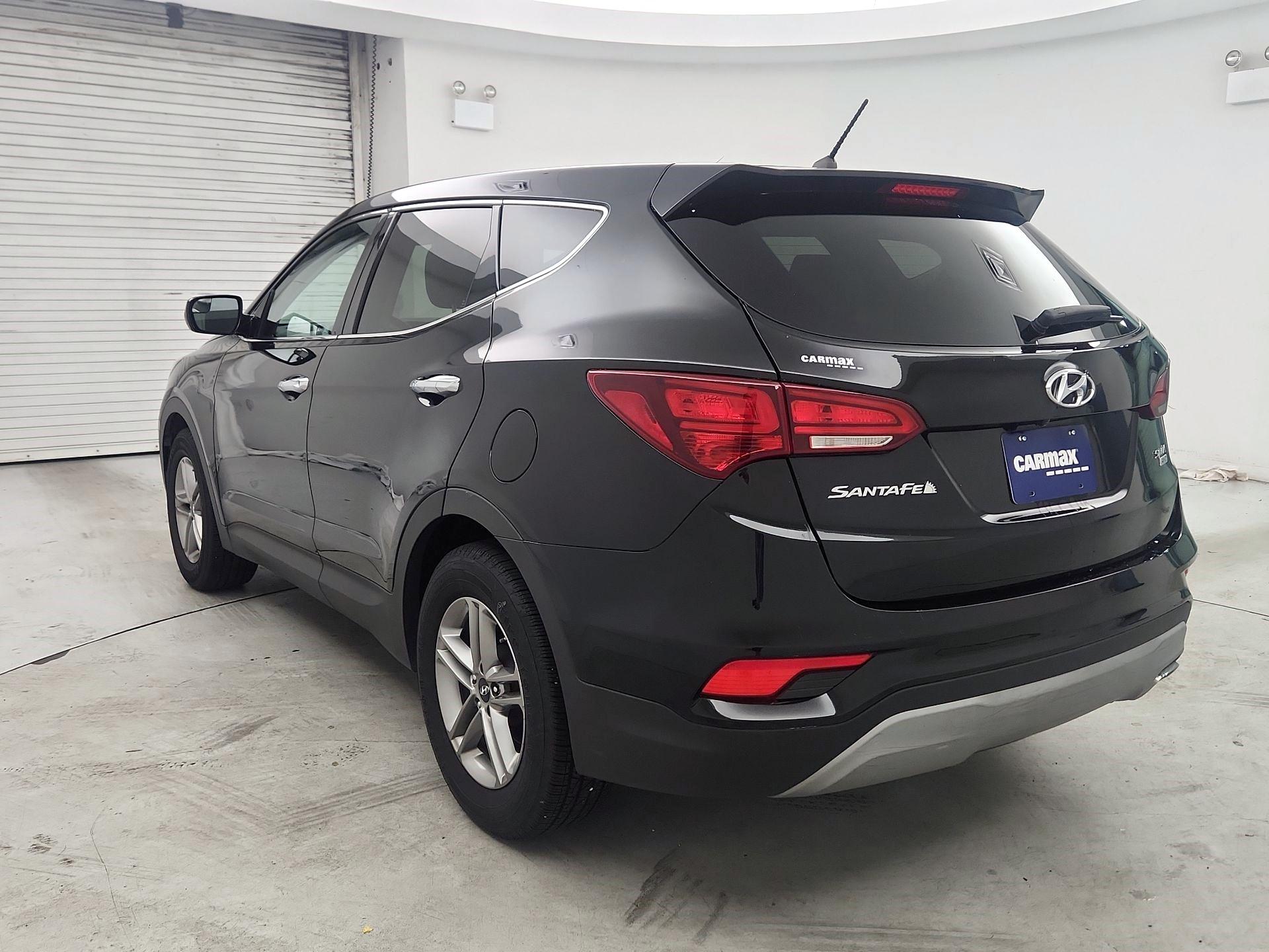 Thumbnail: 2018 Hyundai Santa Fe - 7