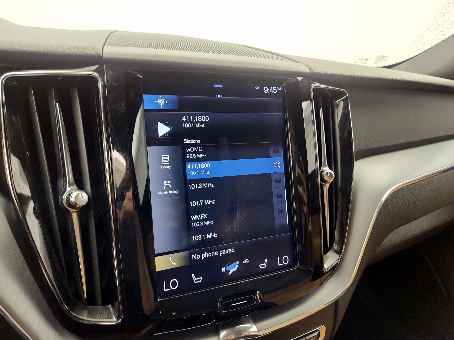 Thumbnail: 2018 Volvo XC60 - 16
