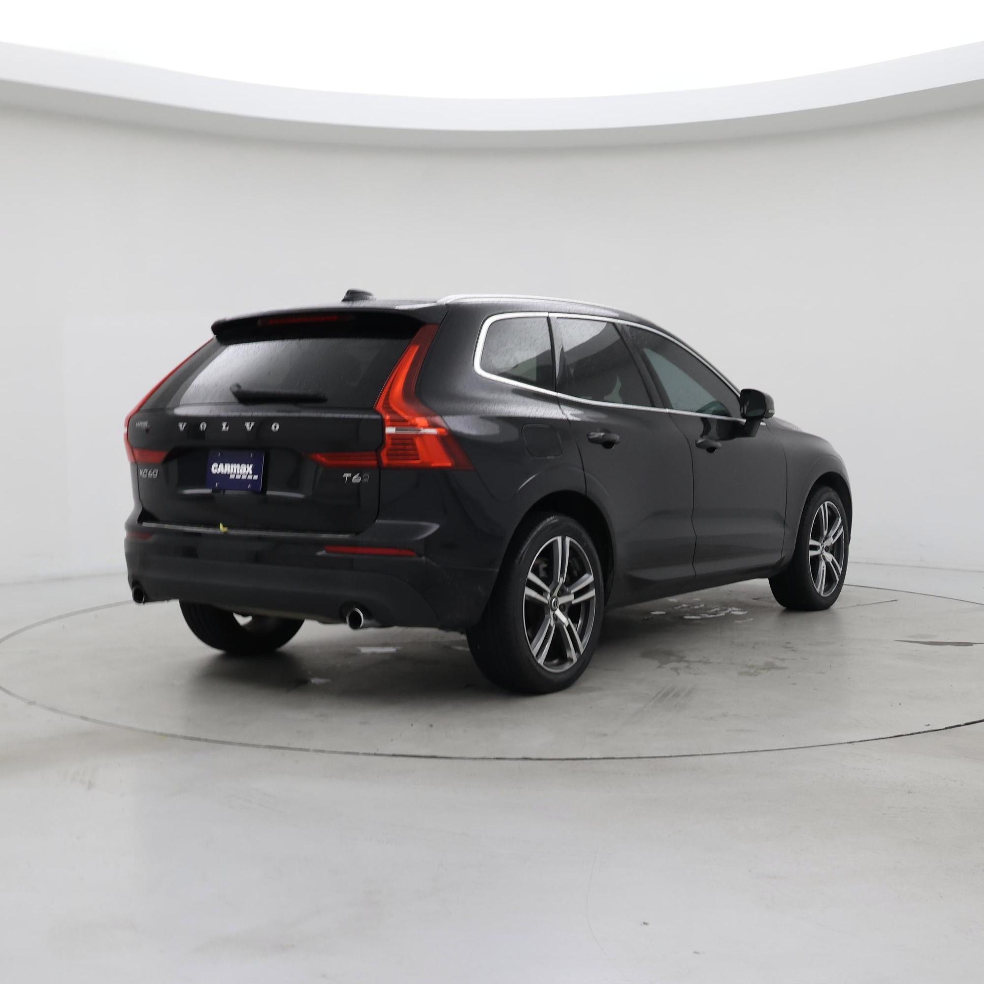 Thumbnail: 2018 Volvo XC60 - 8