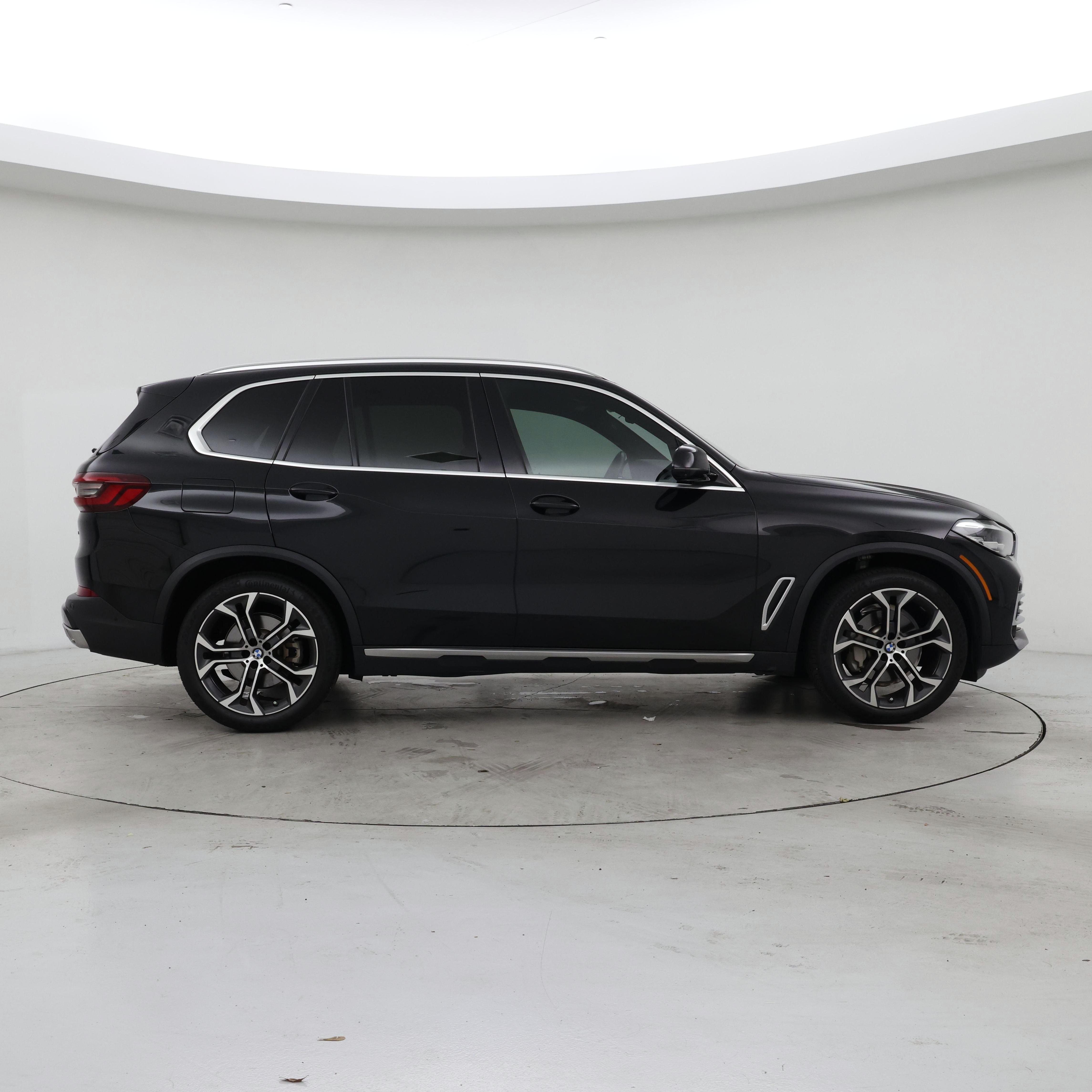Thumbnail: 2023 BMW X5 - 7