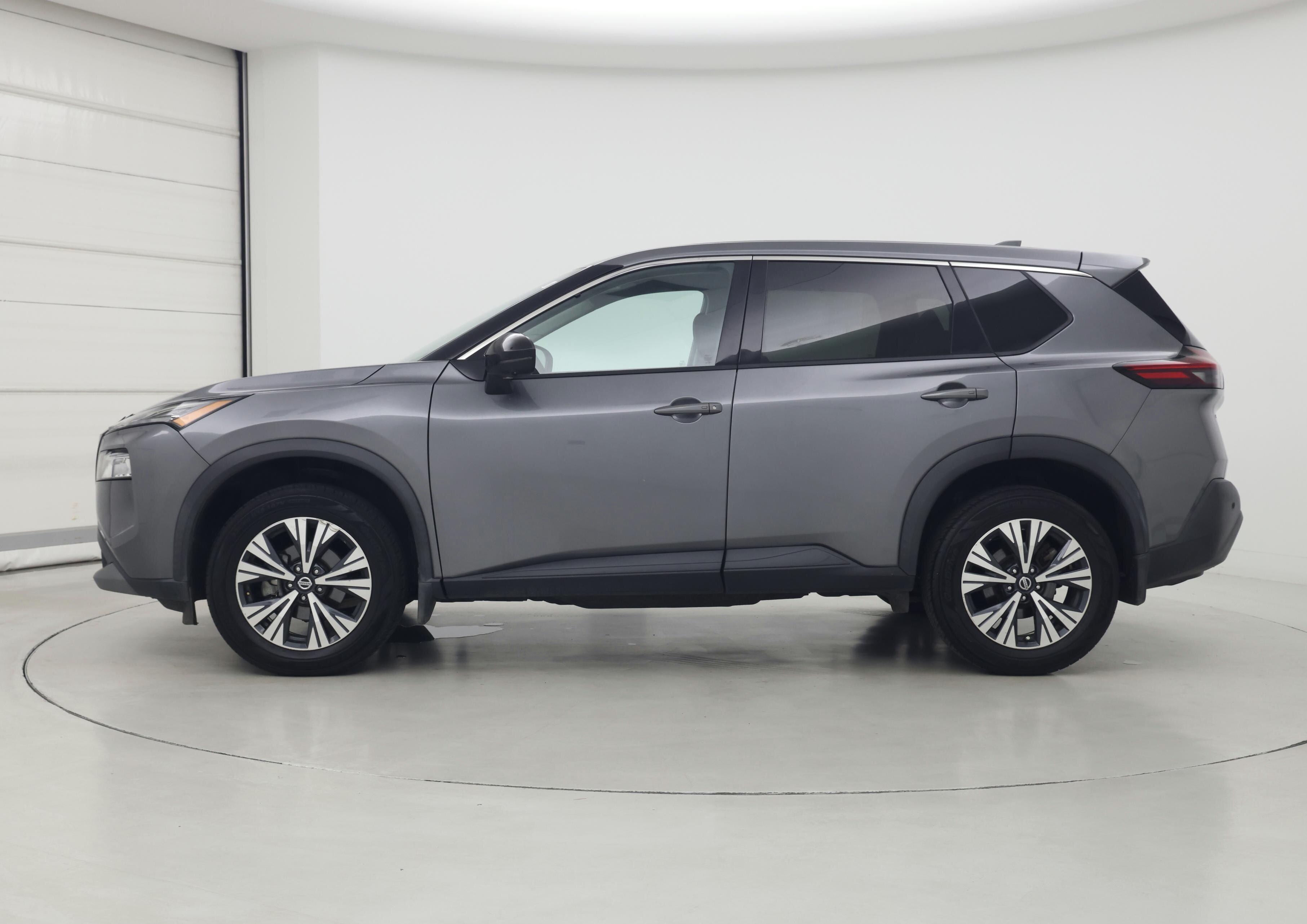 Thumbnail: 2021 Nissan Rogue - 3