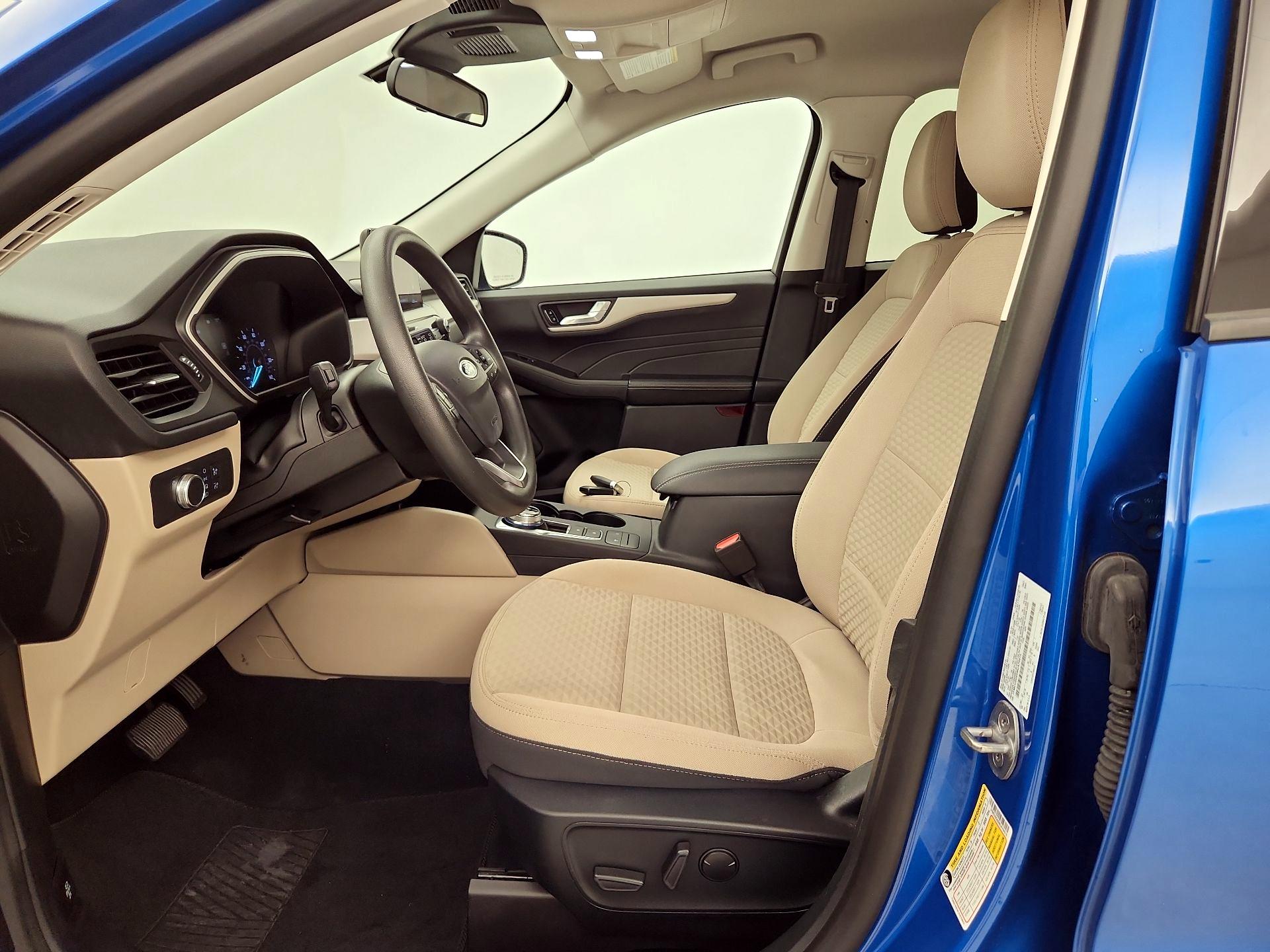 Thumbnail: 2021 Ford Escape - 11