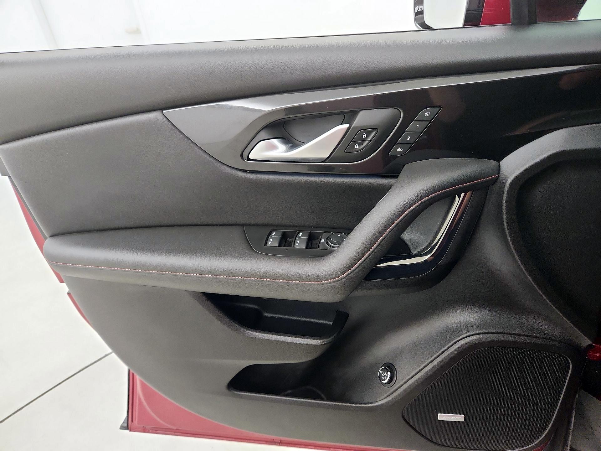 Thumbnail: 2022 Chevrolet Blazer - 12