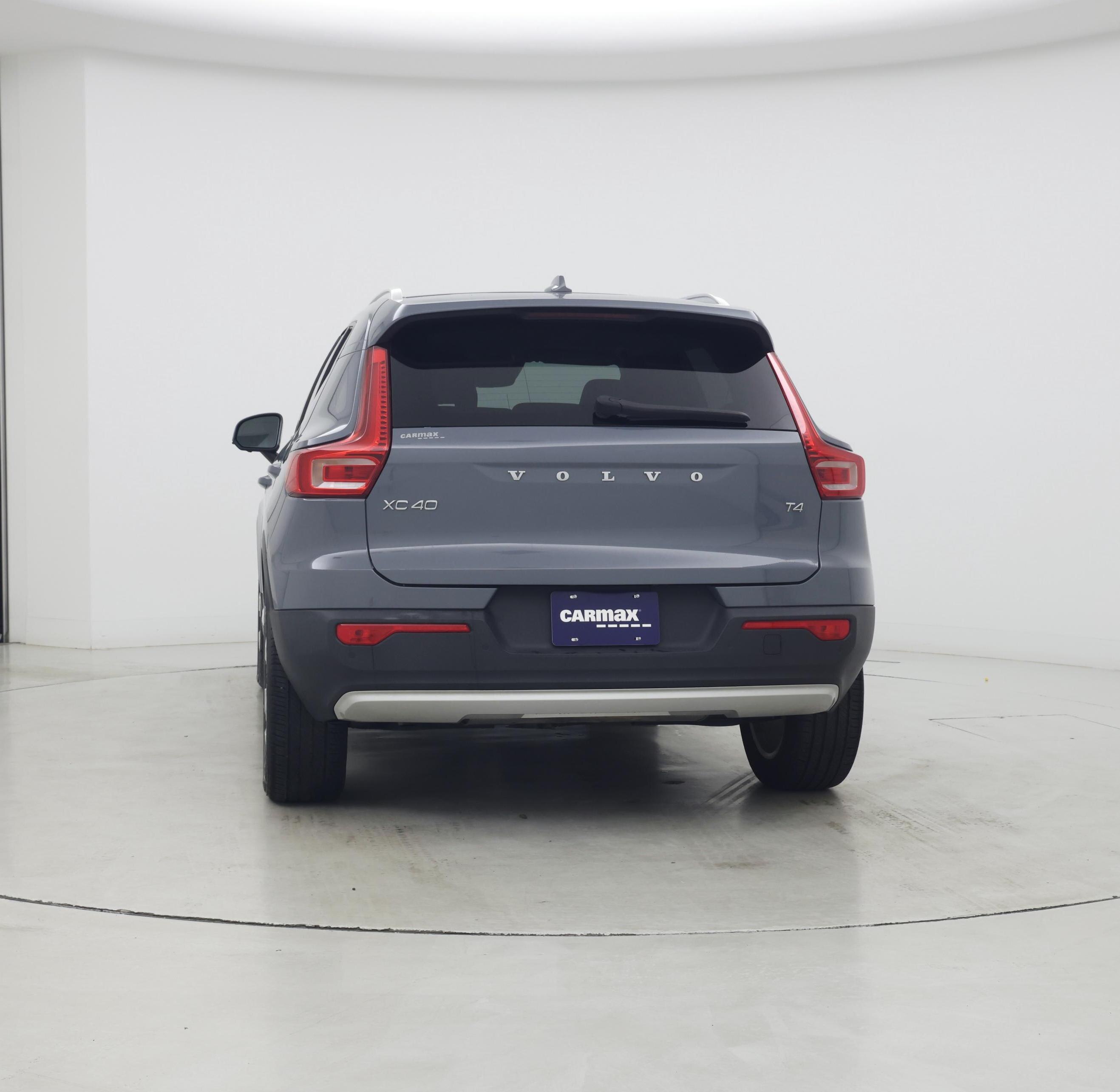 Thumbnail: 2022 Volvo XC40 - 6
