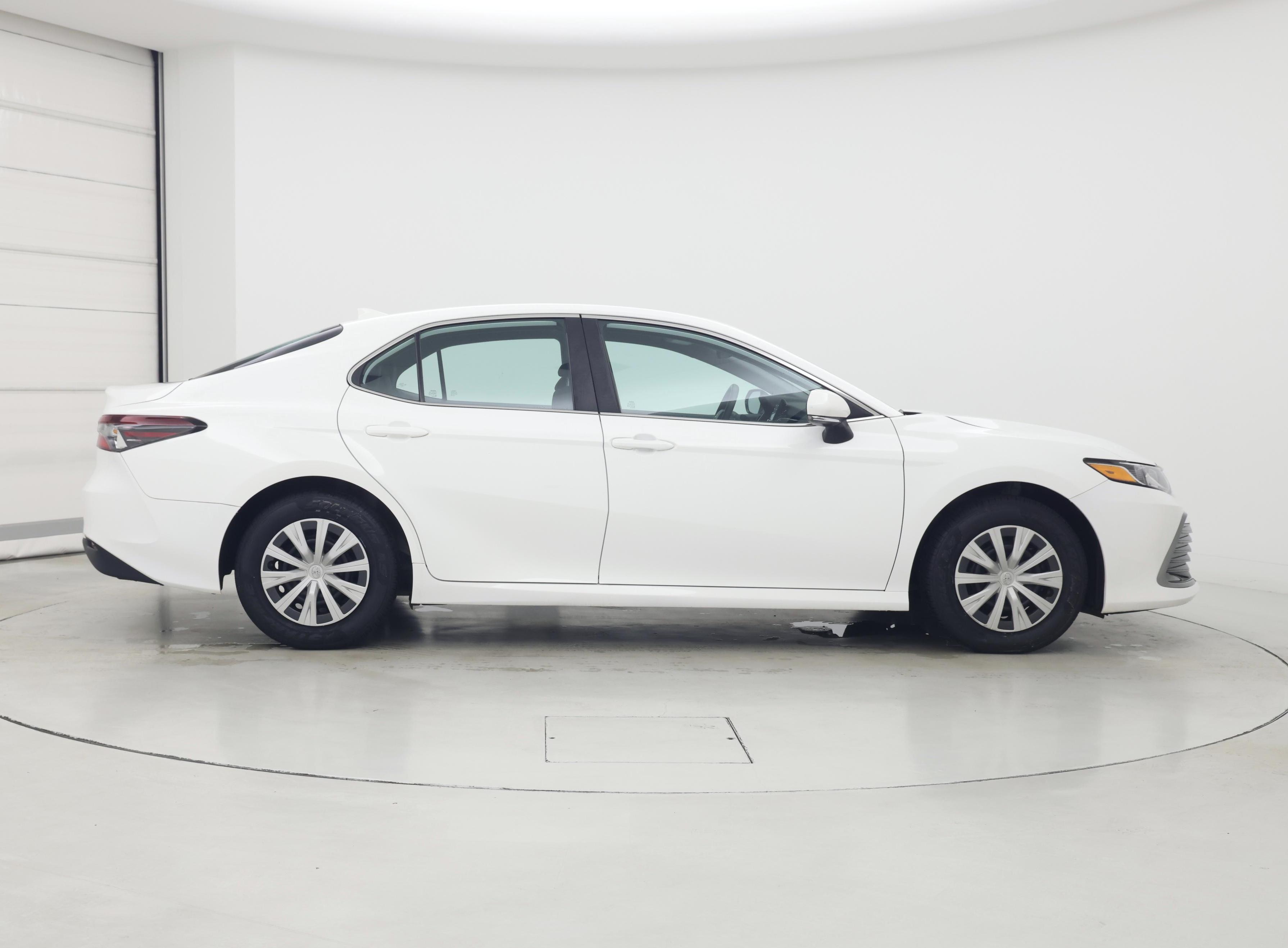 Thumbnail: 2023 Toyota Camry - 7