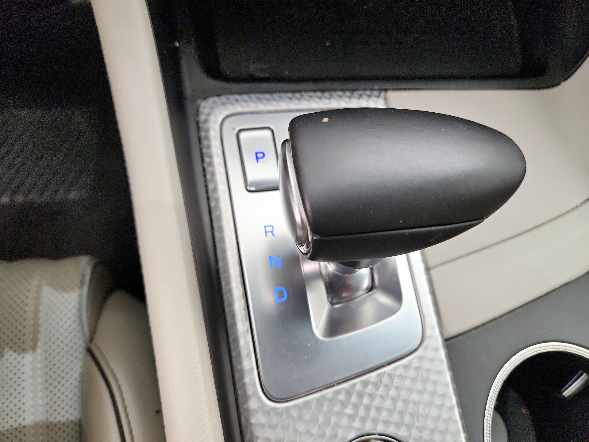 Thumbnail: 2023 Genesis G70 - 18