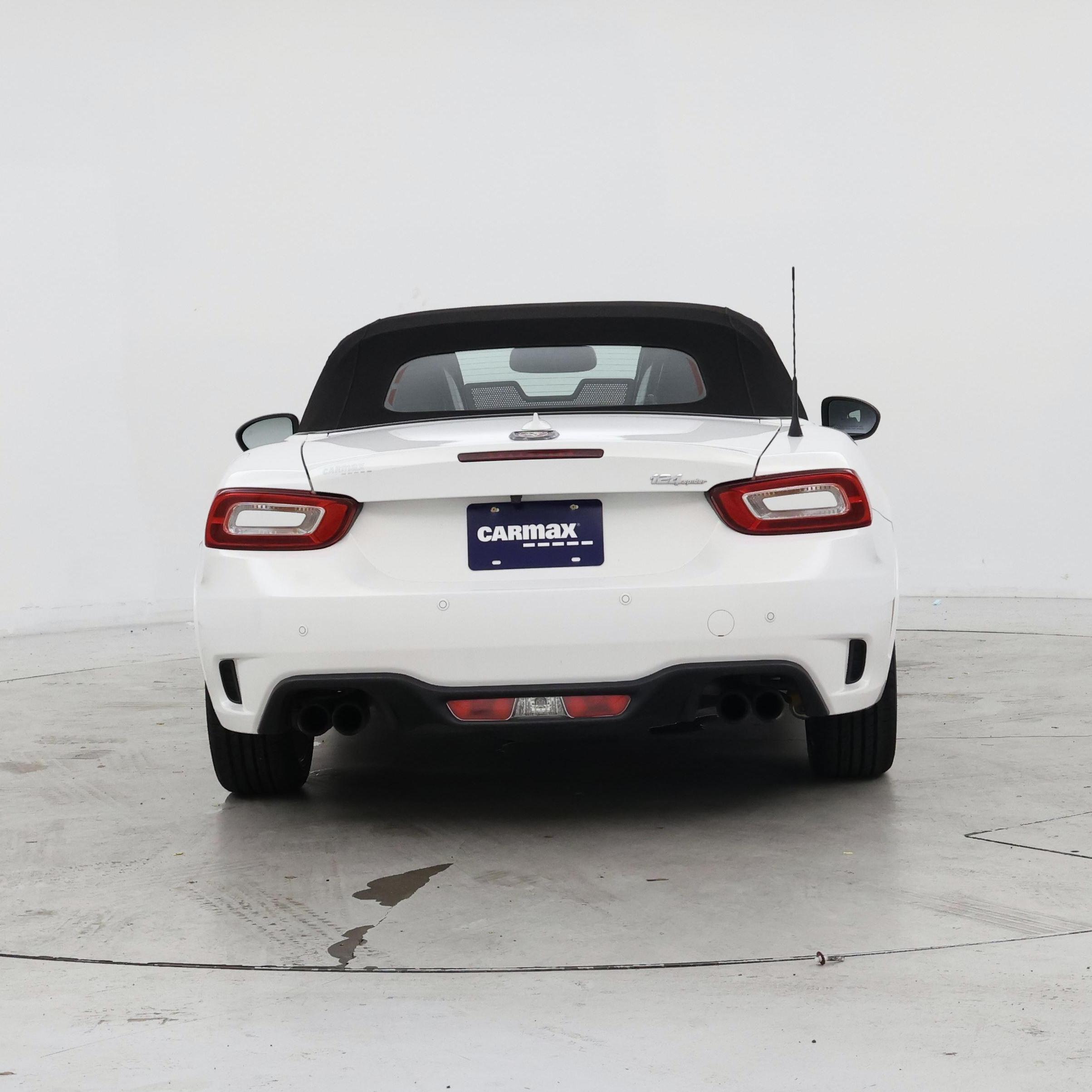 Thumbnail: 2017 Fiat 124 Spider - 6
