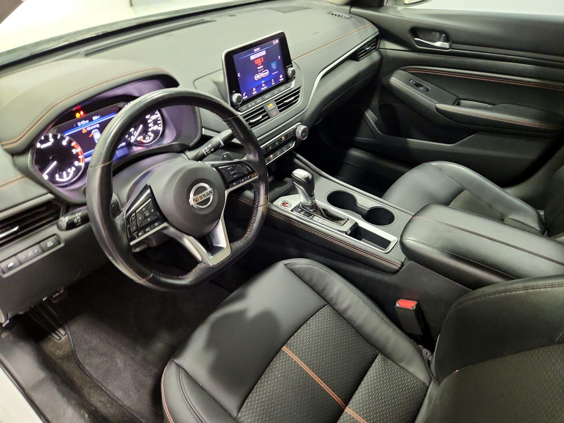 Thumbnail: 2019 Nissan Altima - 11