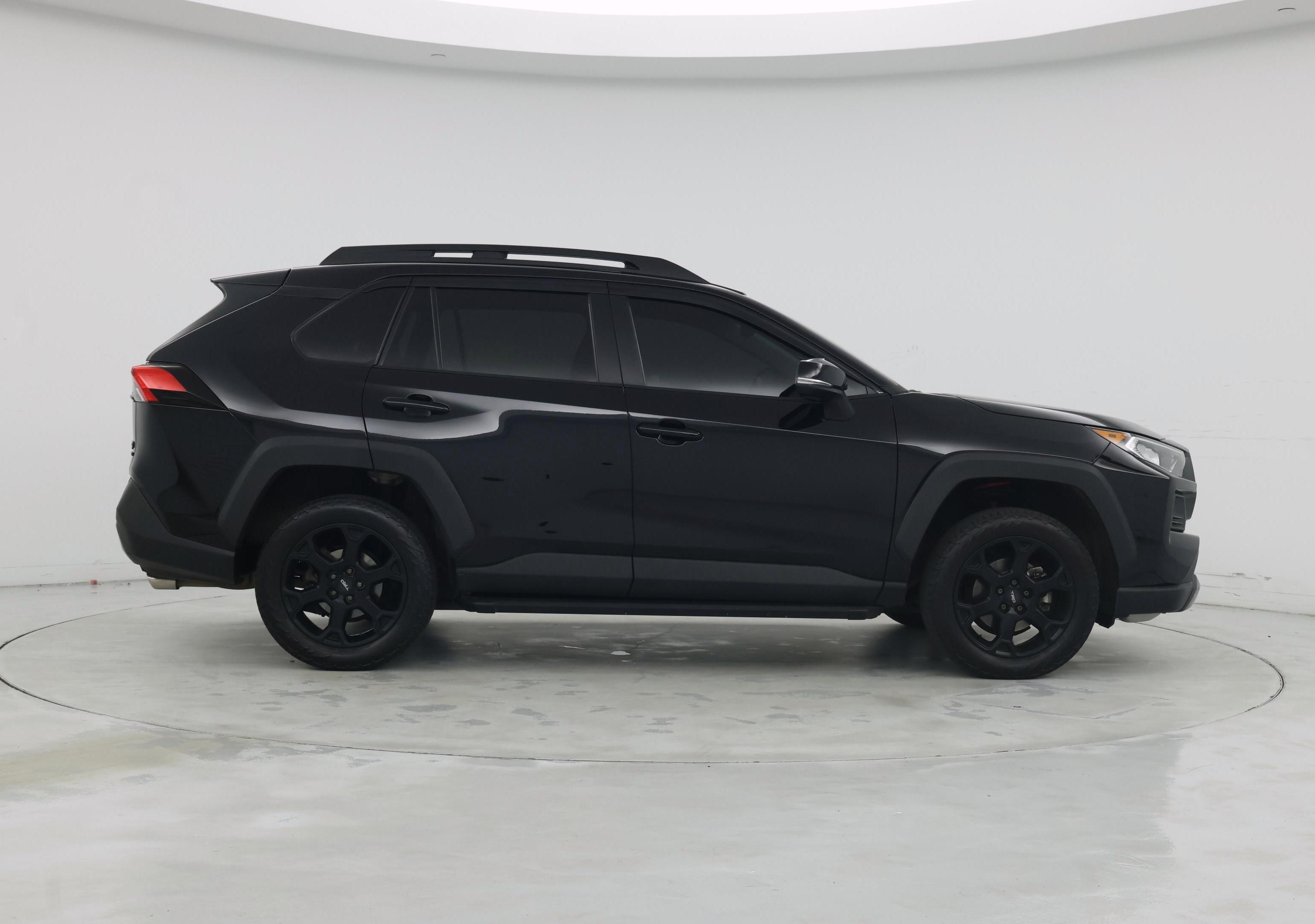 Thumbnail: 2021 Toyota RAV4 - 7