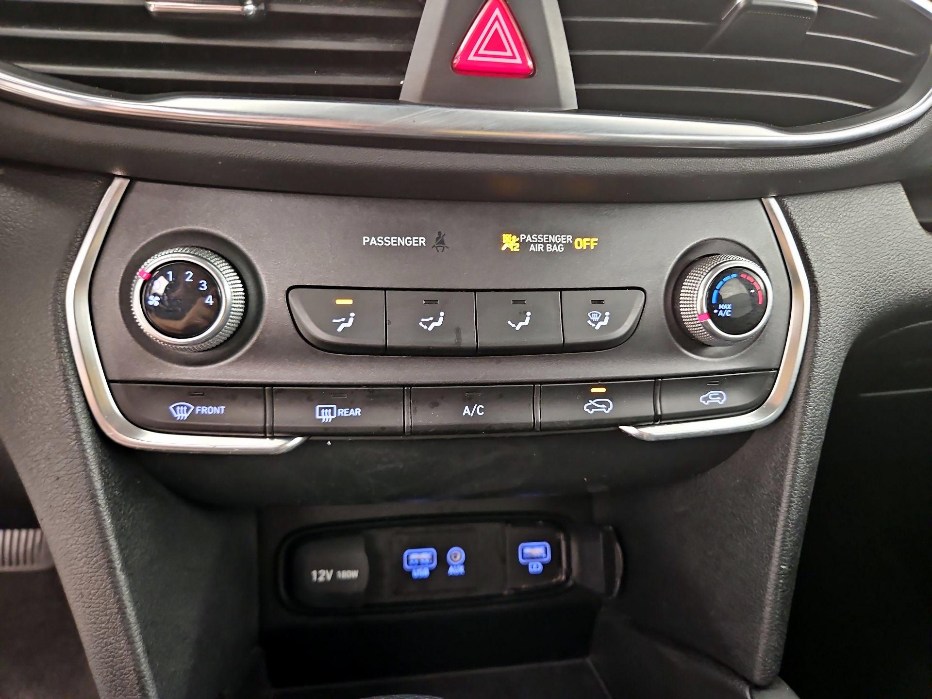 Thumbnail: 2020 Hyundai Santa Fe - 16