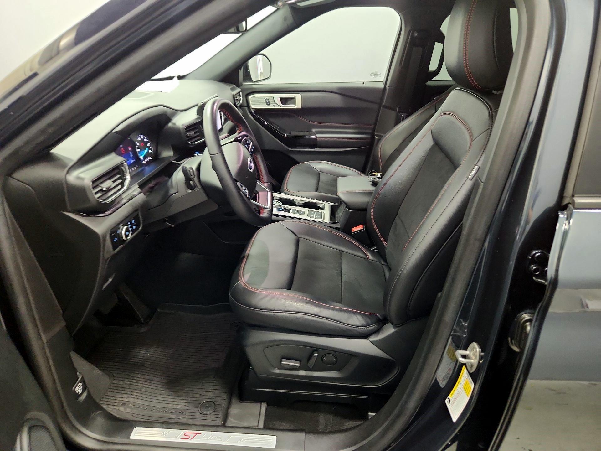 Thumbnail: 2023 Ford Explorer - 11