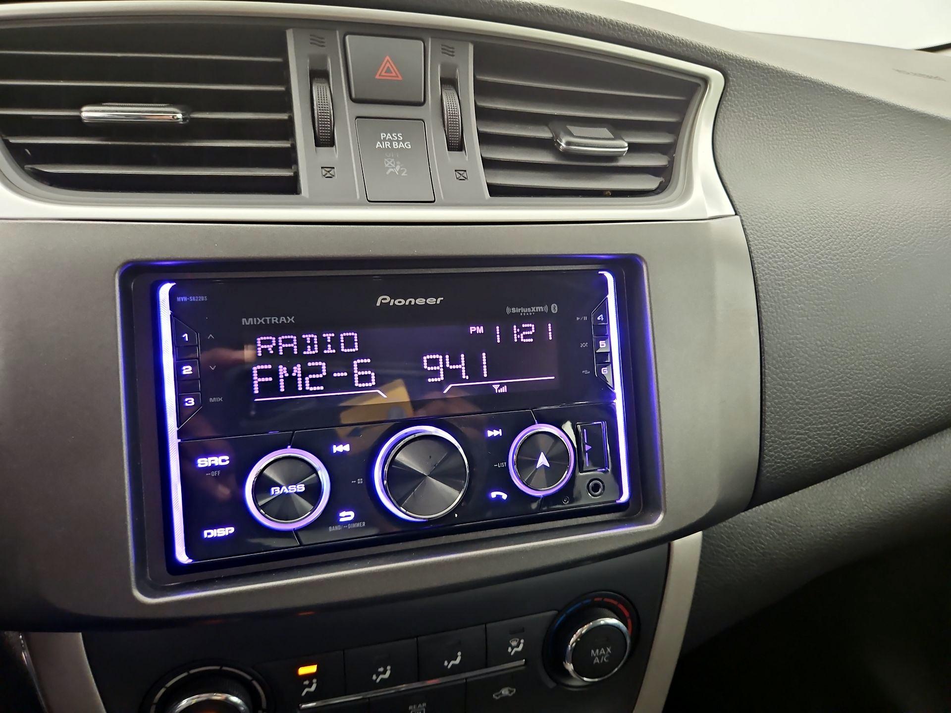Thumbnail: 2015 Nissan Sentra - 14