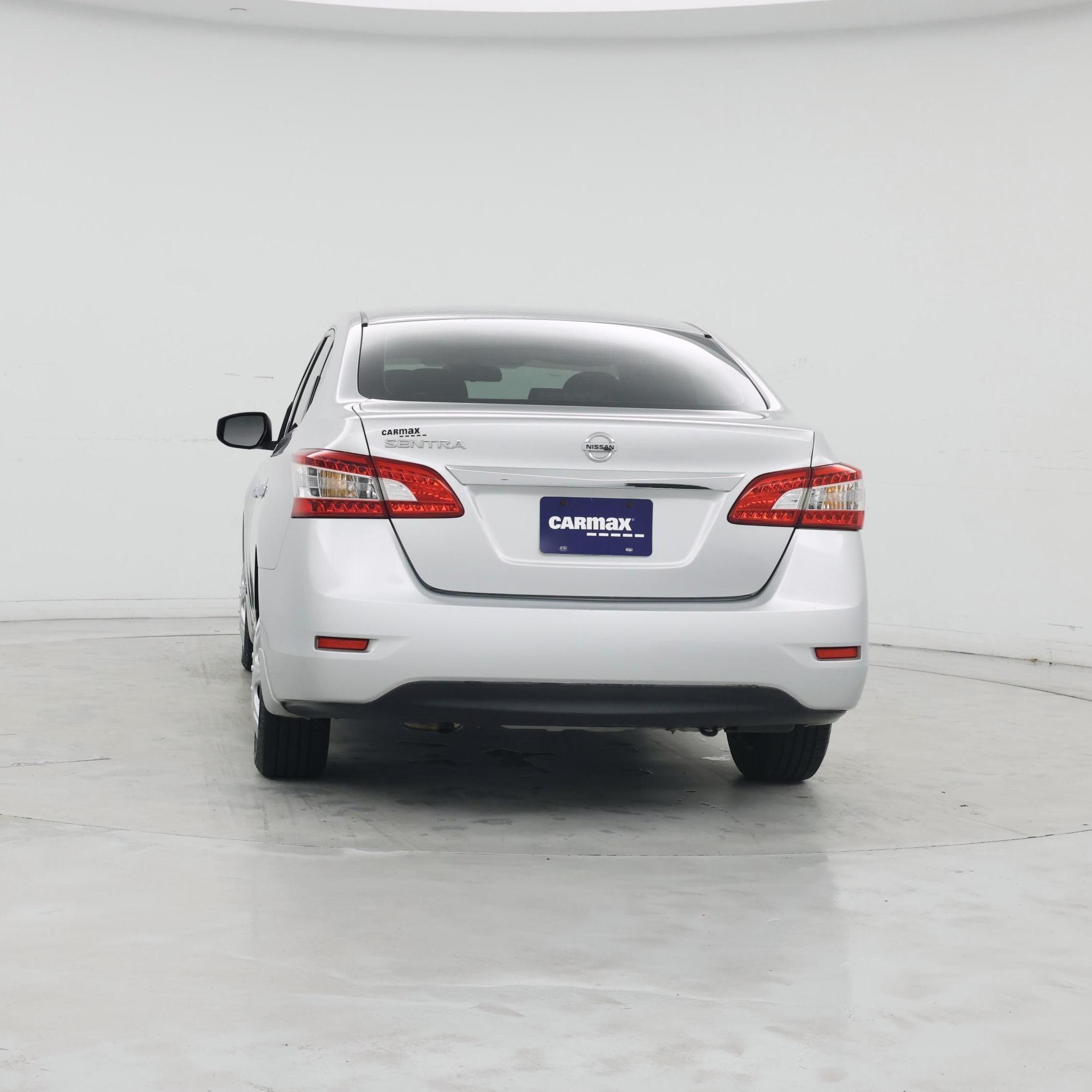Thumbnail: 2015 Nissan Sentra - 6