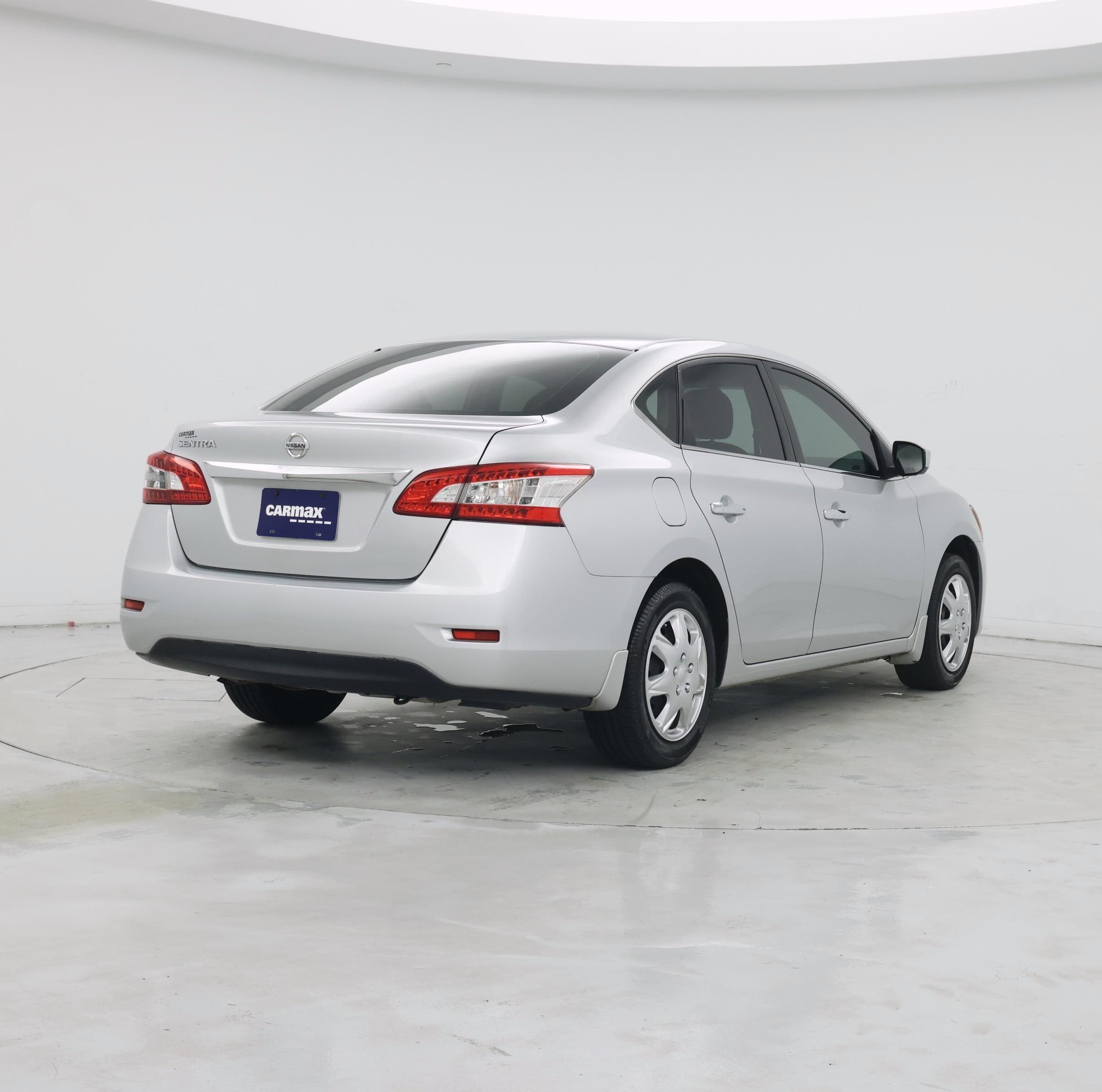 Thumbnail: 2015 Nissan Sentra - 8