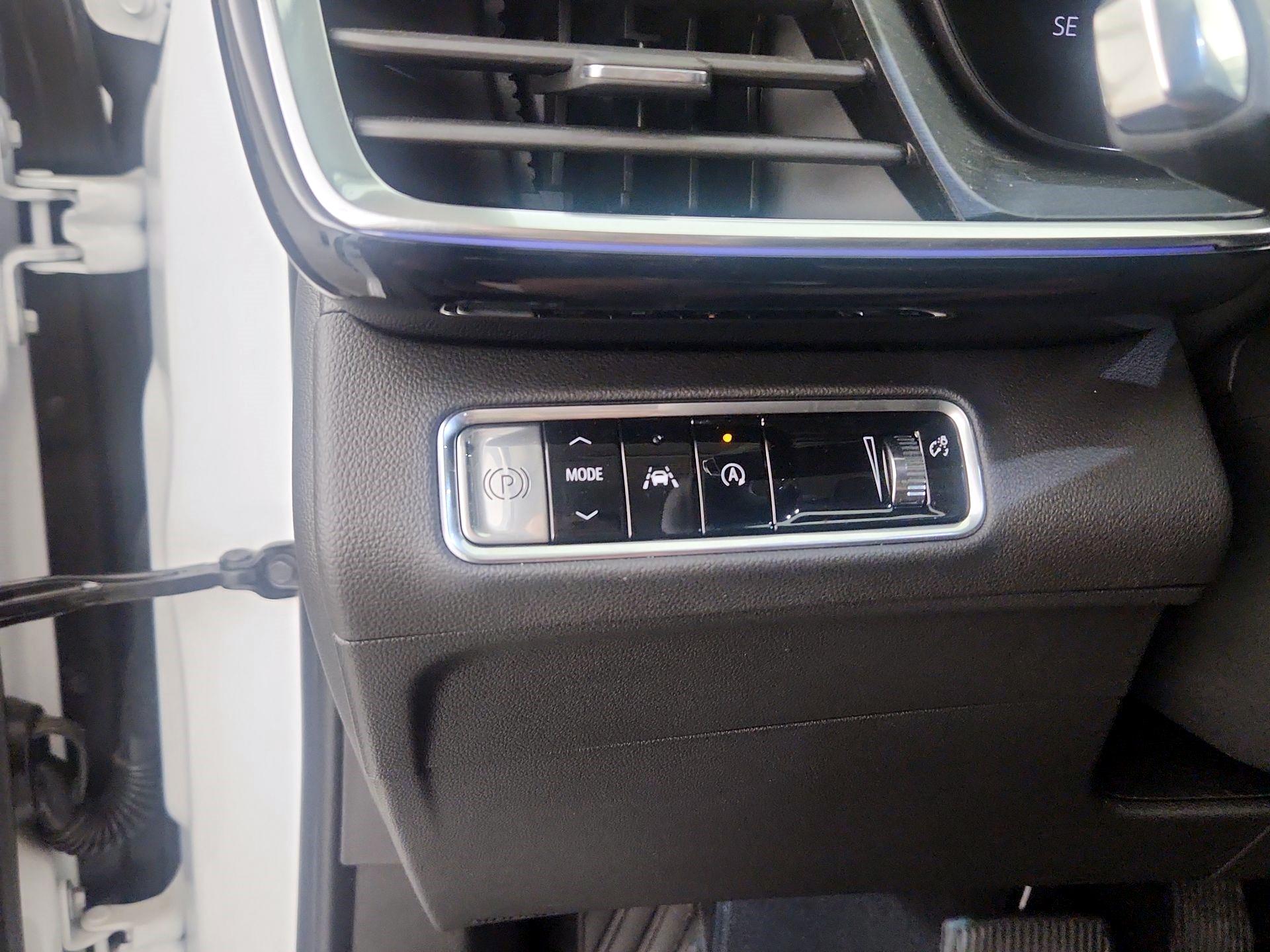 Thumbnail: 2024 Buick Envision - 13