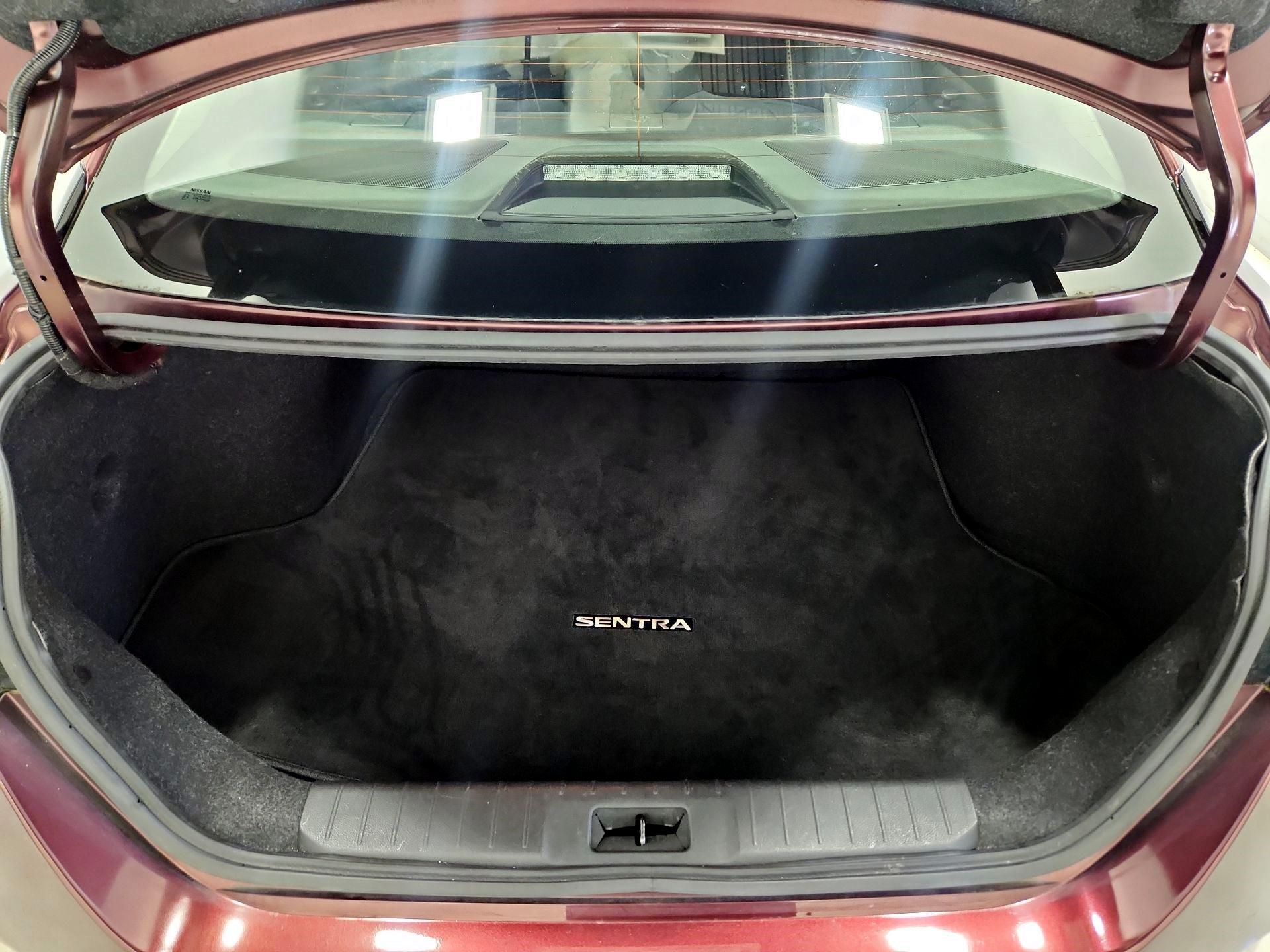 Thumbnail: 2021 Nissan Sentra - 20