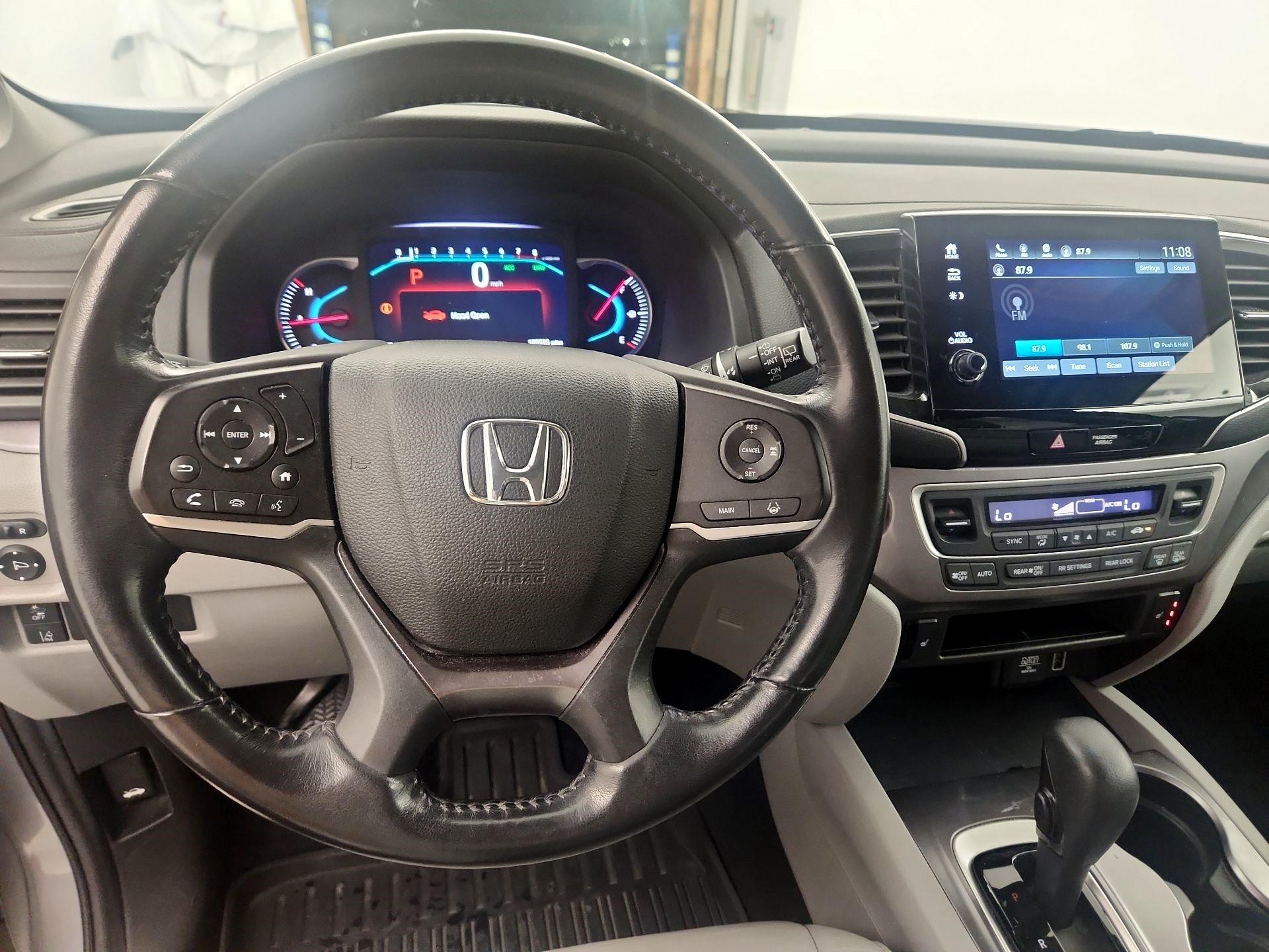 Thumbnail: 2019 Honda Pilot - 9