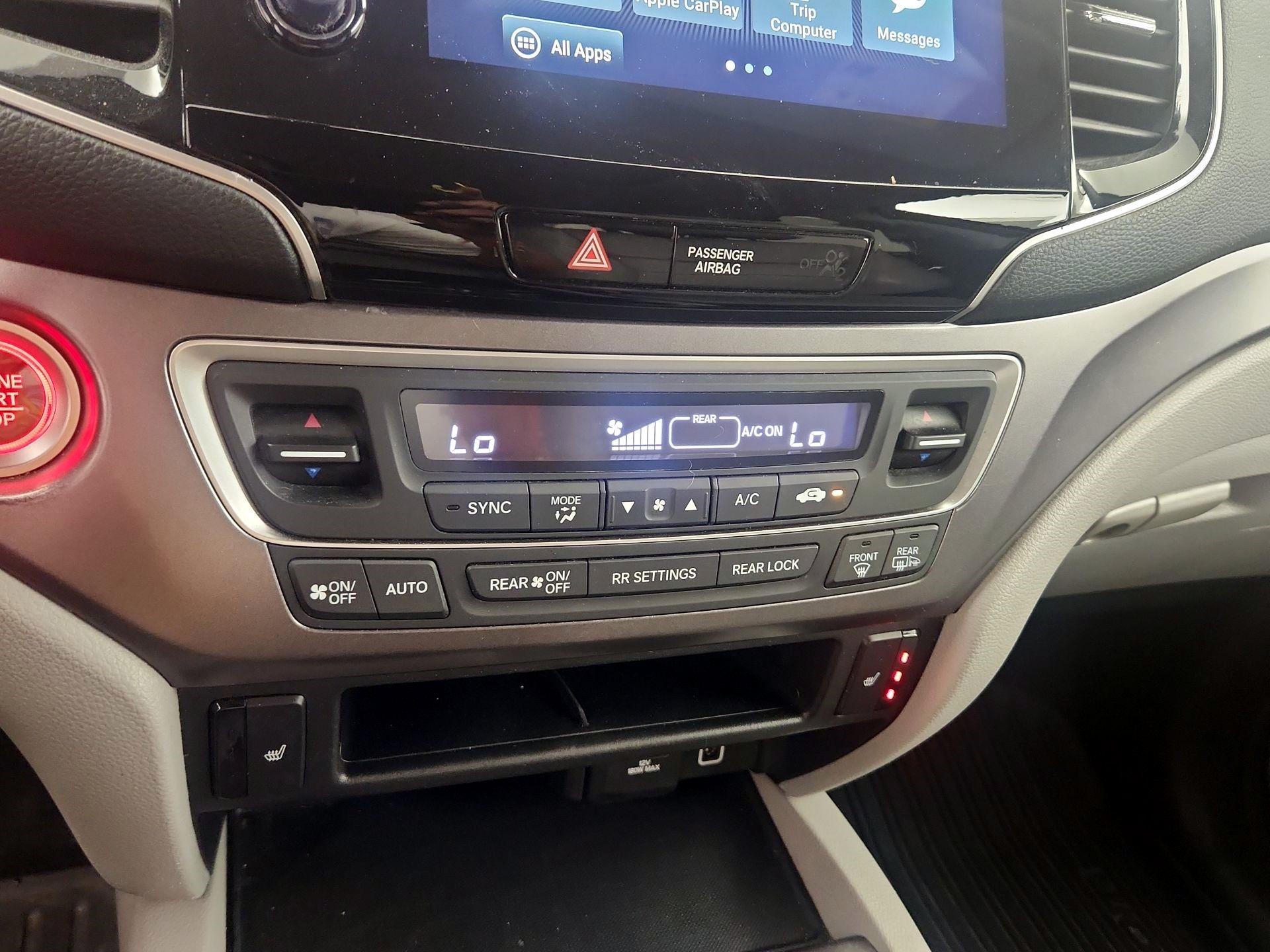 Thumbnail: 2019 Honda Pilot - 15