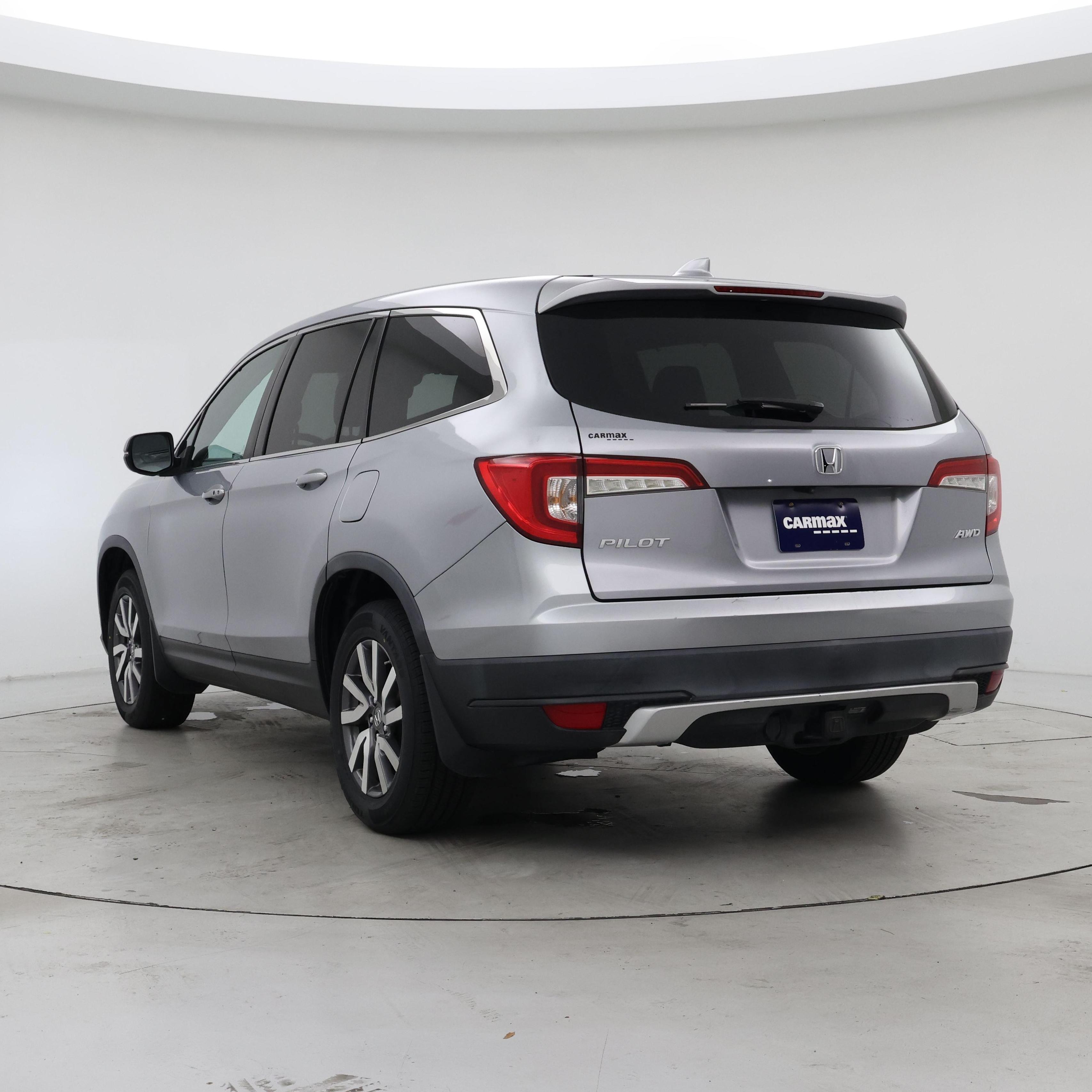 Thumbnail: 2019 Honda Pilot - 2