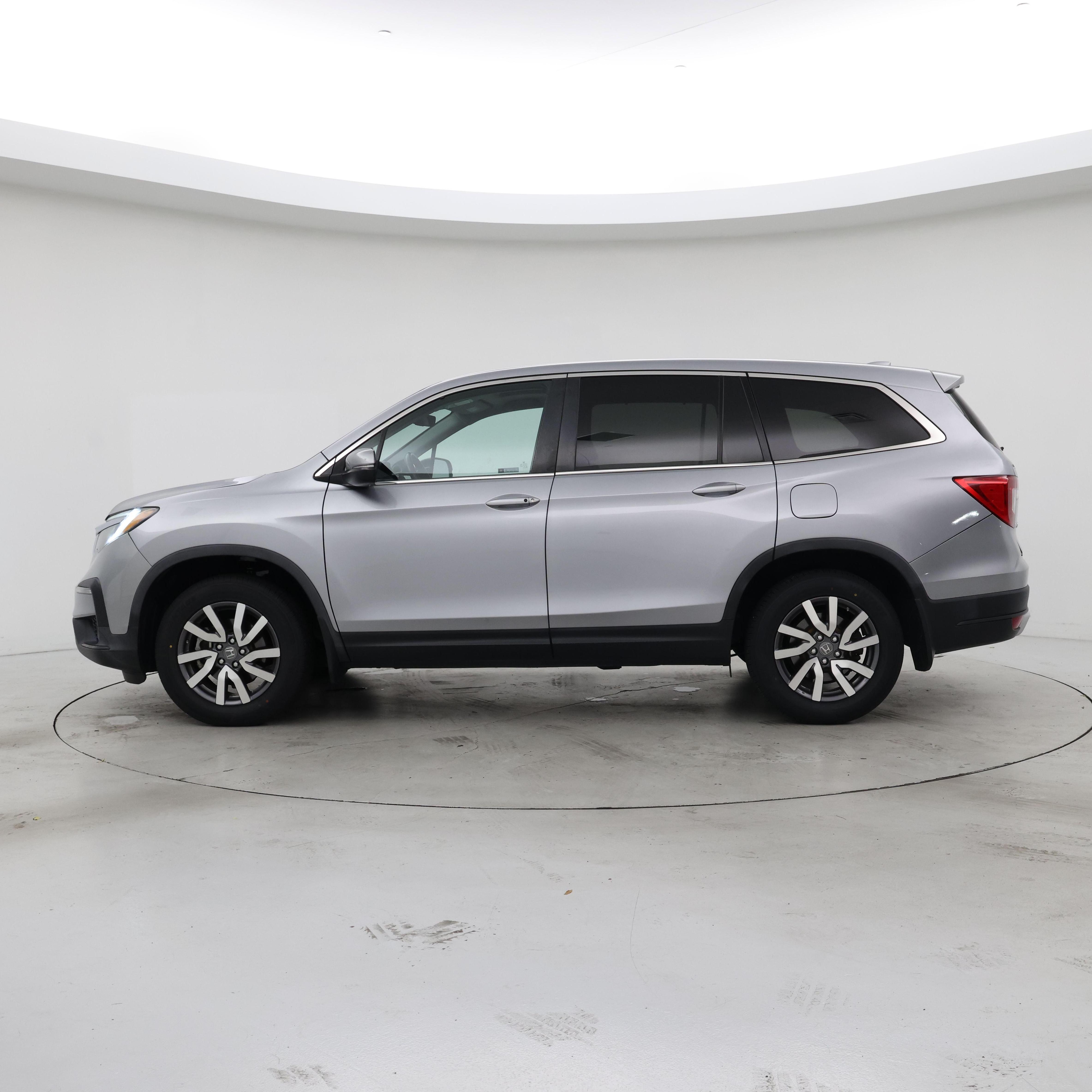 Thumbnail: 2019 Honda Pilot - 3