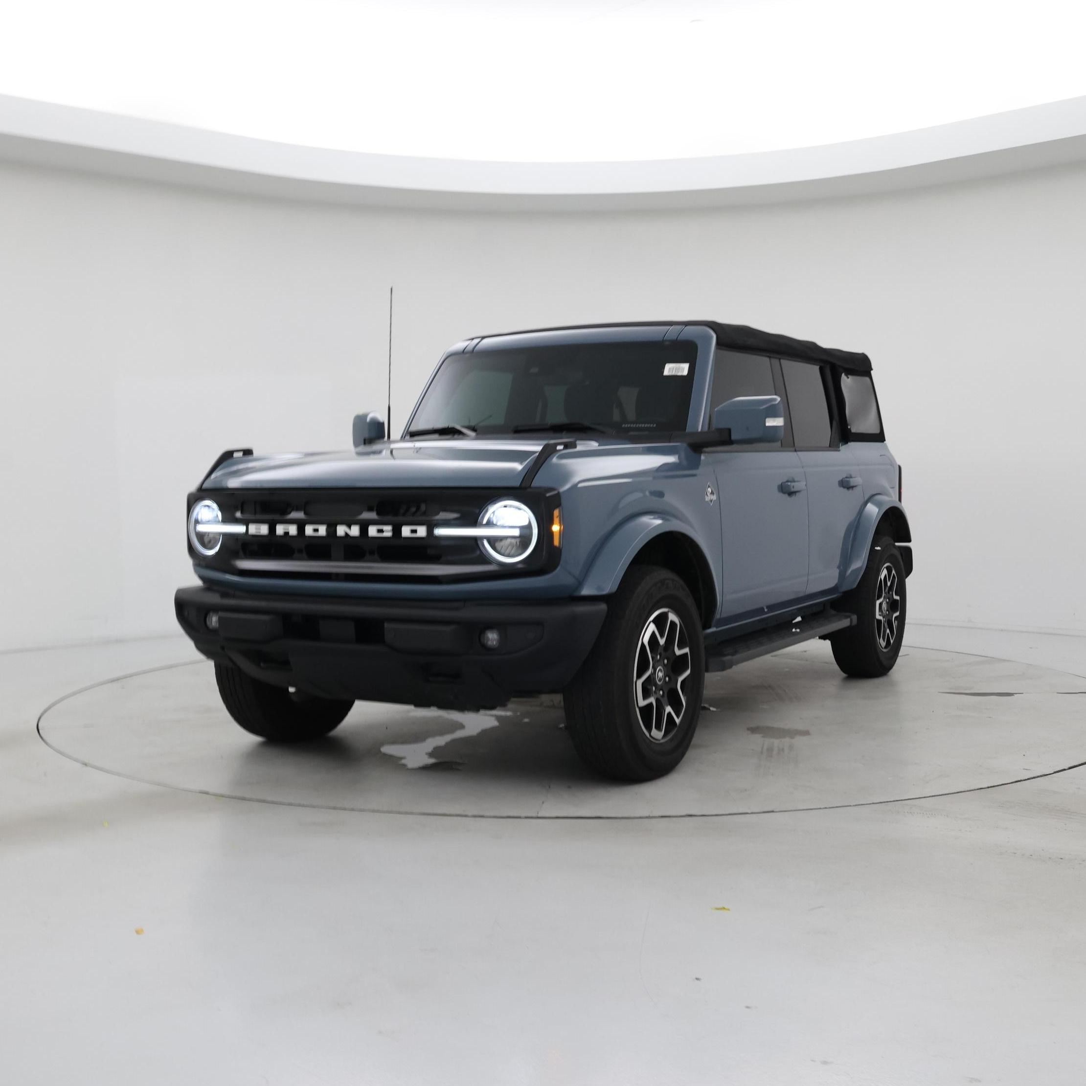 Thumbnail: 2022 Ford Bronco - 4
