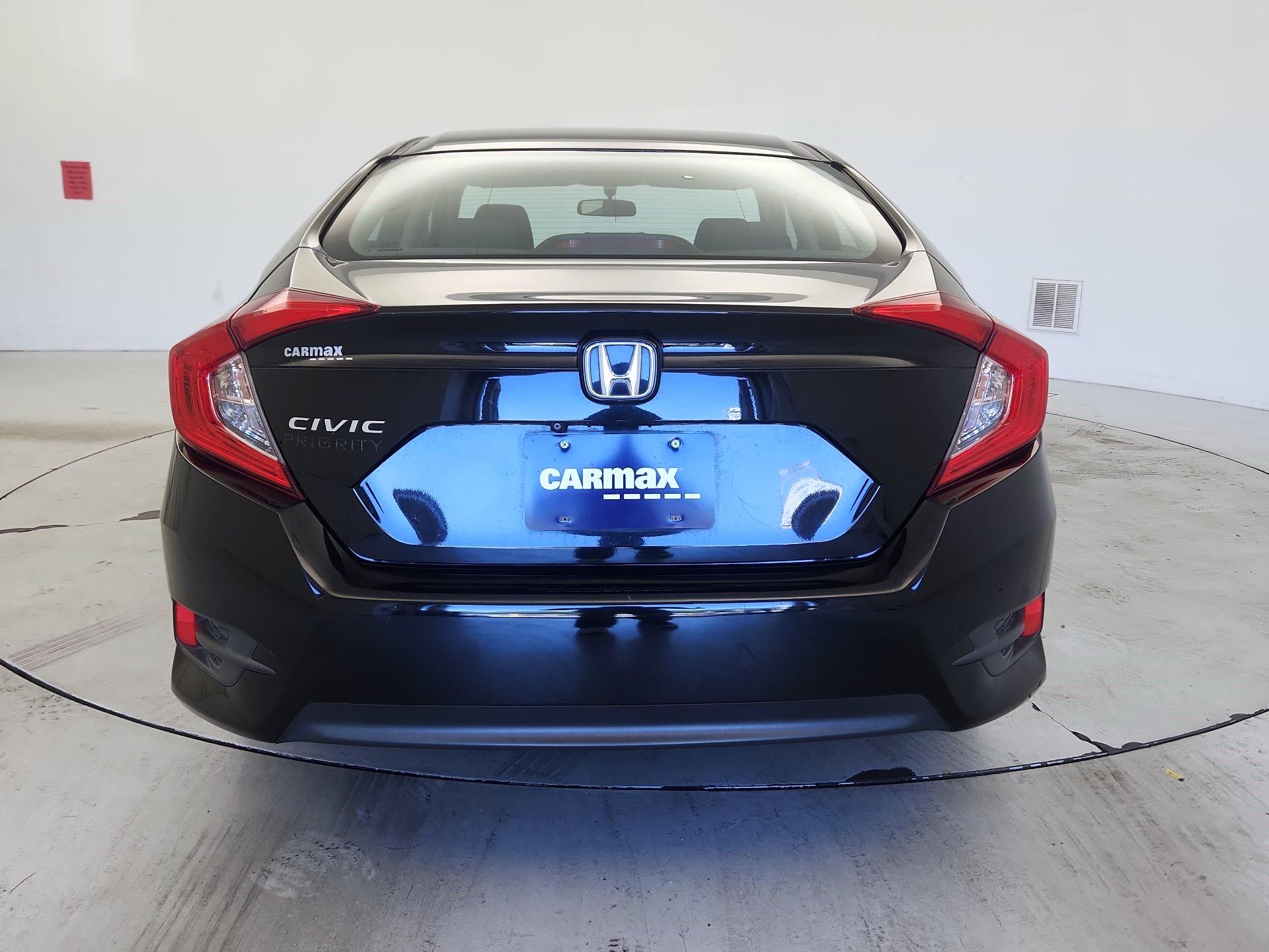 Thumbnail: 2016 Honda Civic - 6