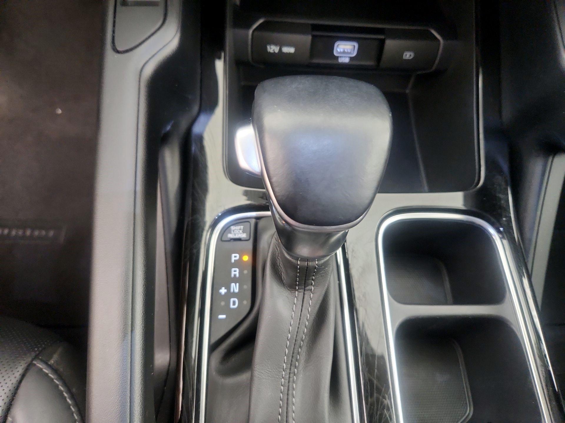 Thumbnail: 2020 Kia Telluride - 17