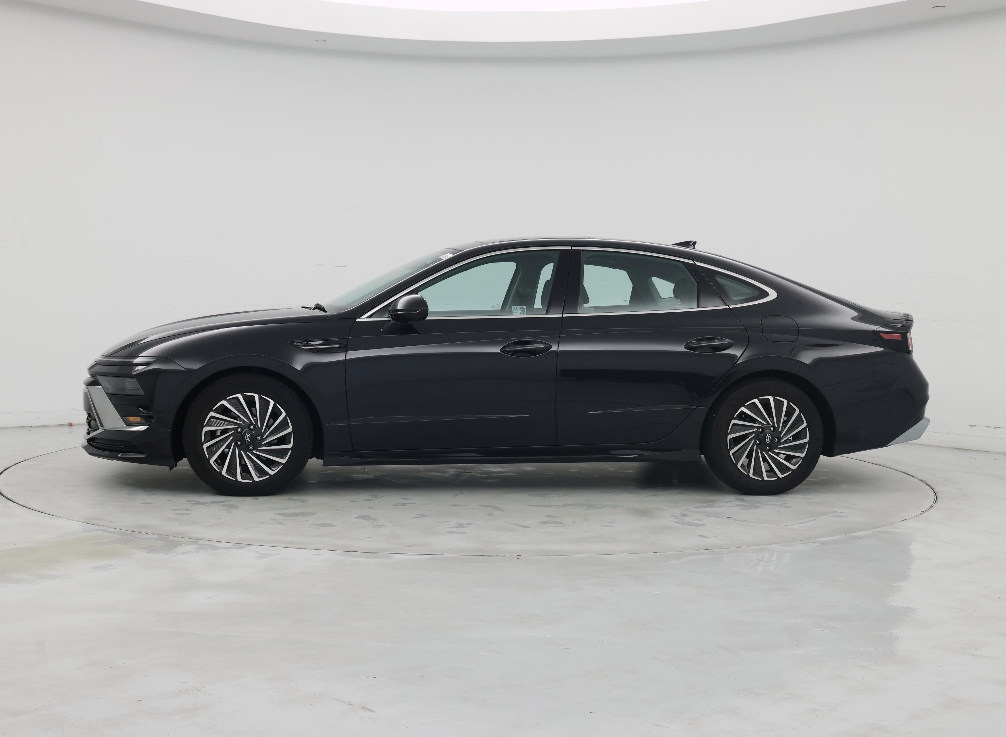 Thumbnail: 2024 Hyundai Sonata - 3
