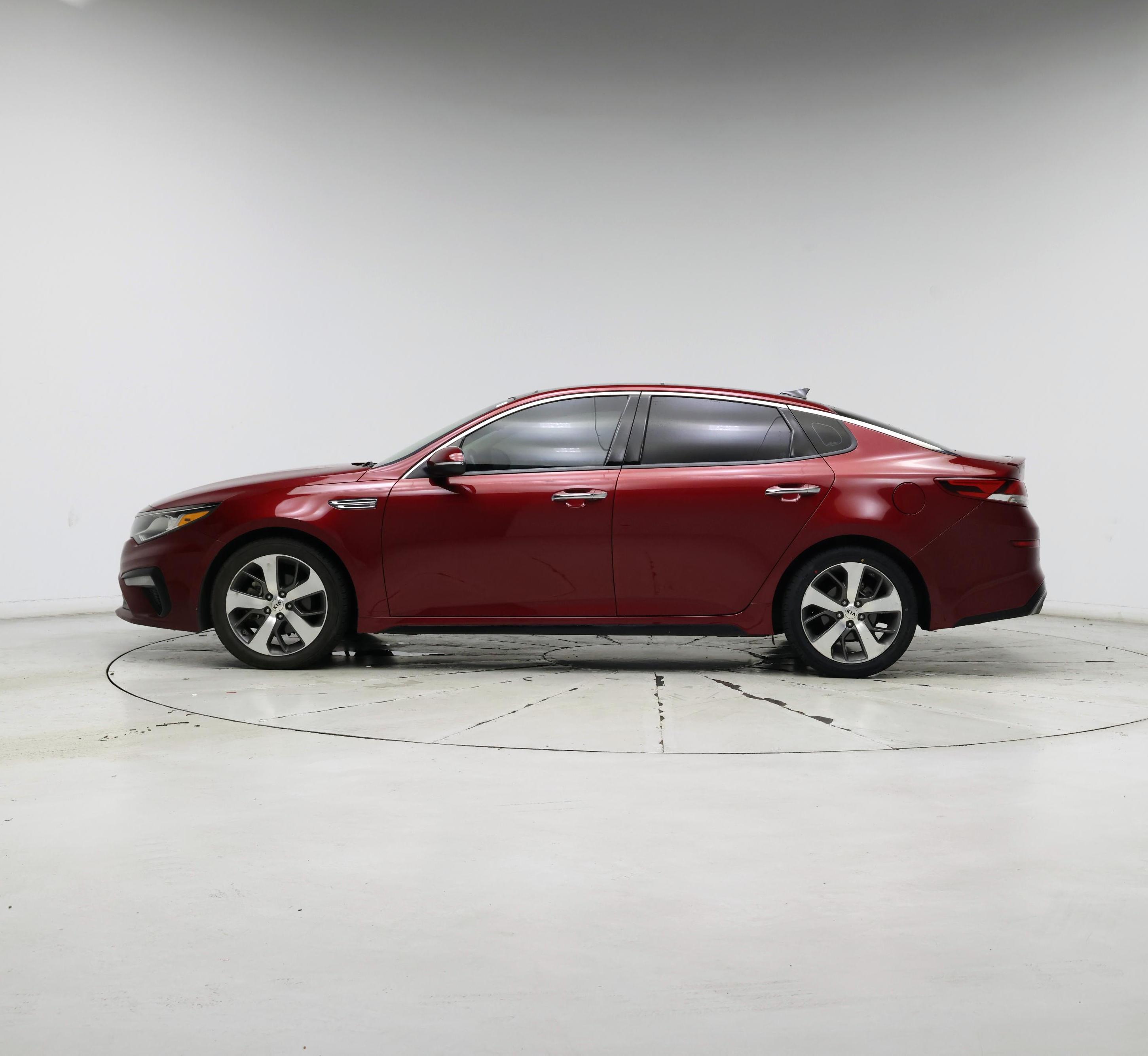 Thumbnail: 2019 Kia Optima - 3