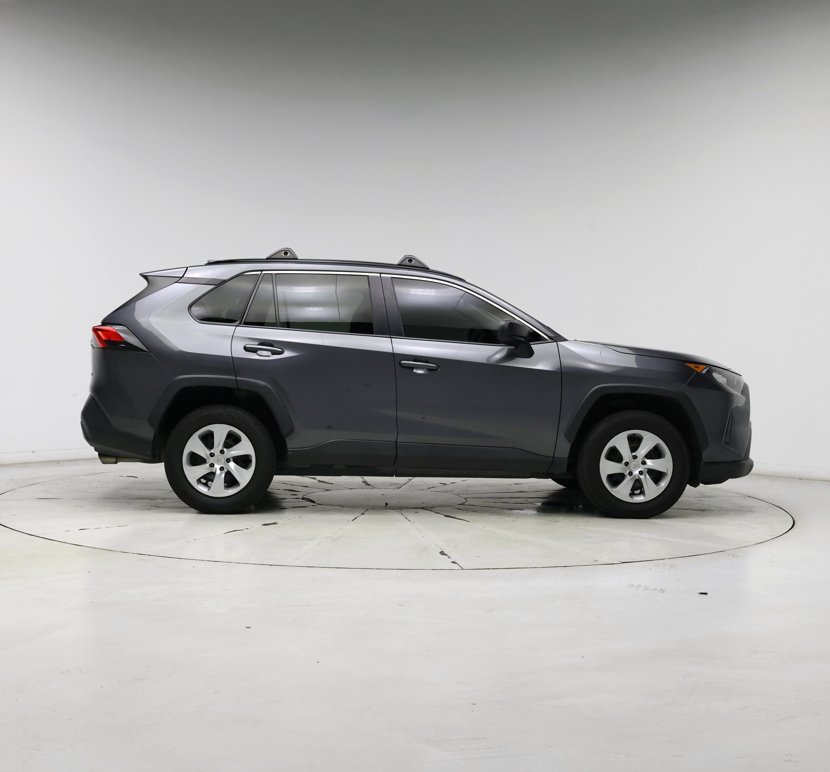 Thumbnail: 2020 Toyota RAV4 - 7