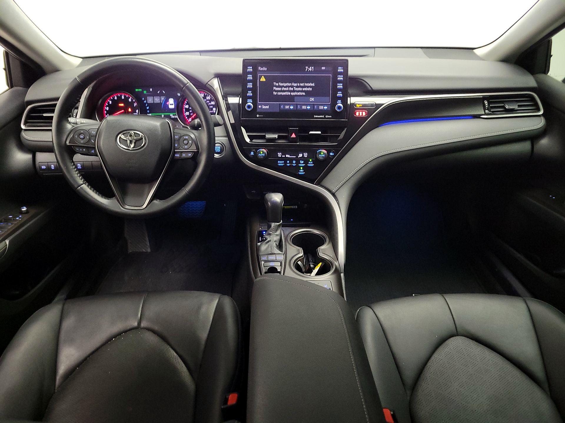 Thumbnail: 2022 Toyota Camry - 9