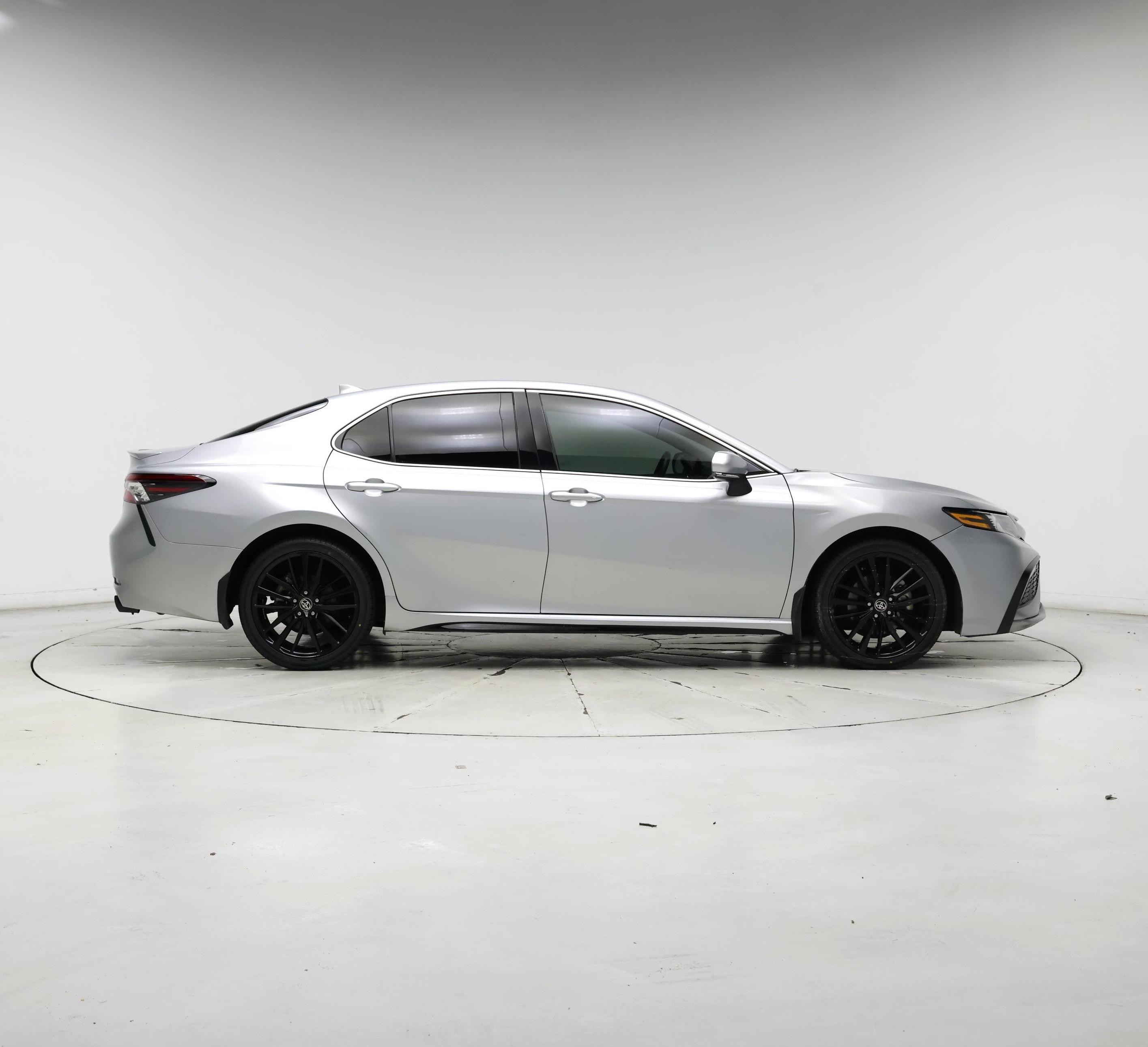 Thumbnail: 2022 Toyota Camry - 7