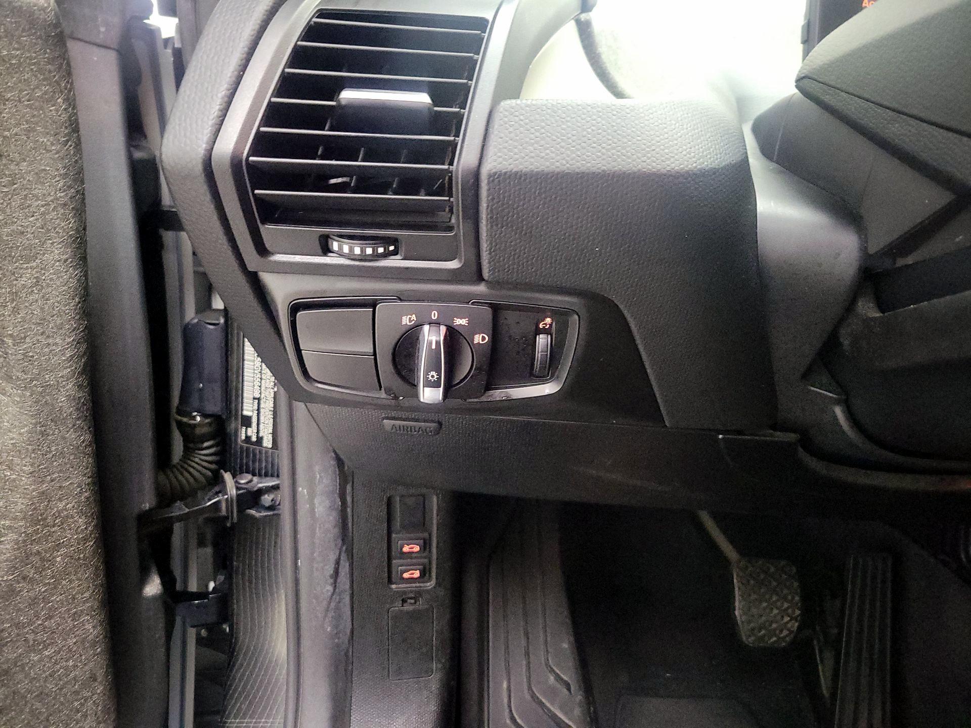 Thumbnail: 2016 BMW i3 - 13
