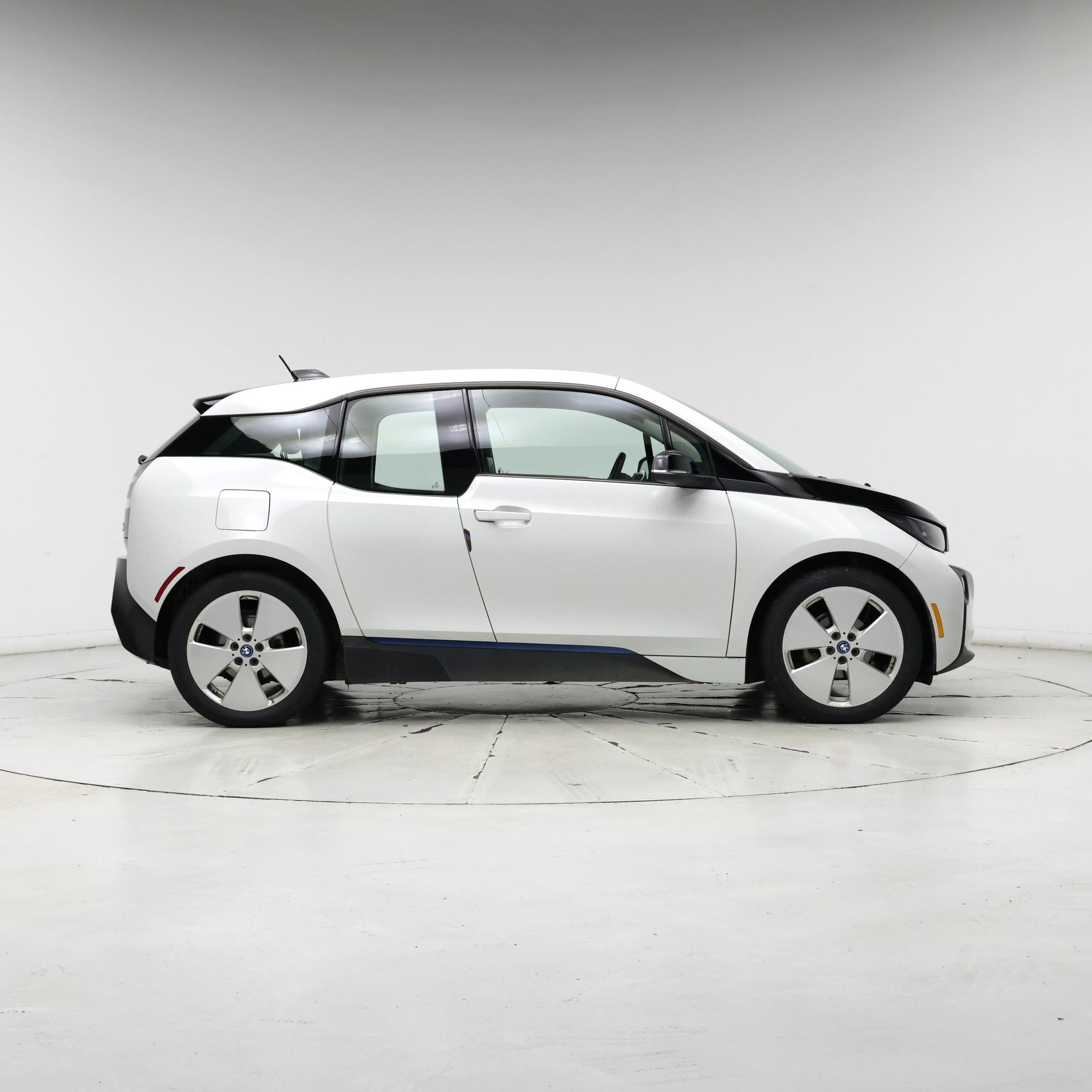 Thumbnail: 2016 BMW i3 - 7