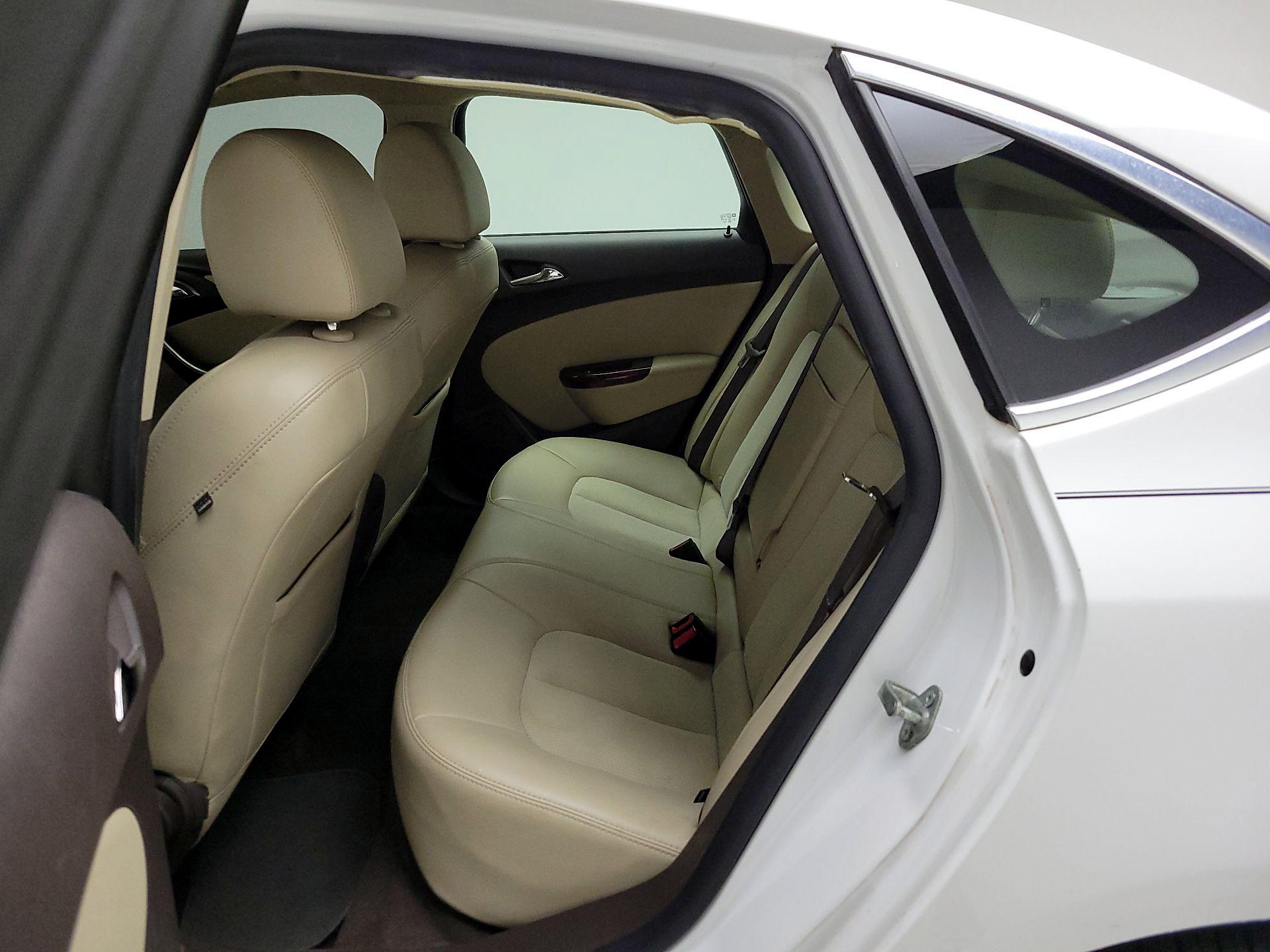 Thumbnail: 2015 Buick Verano - 18
