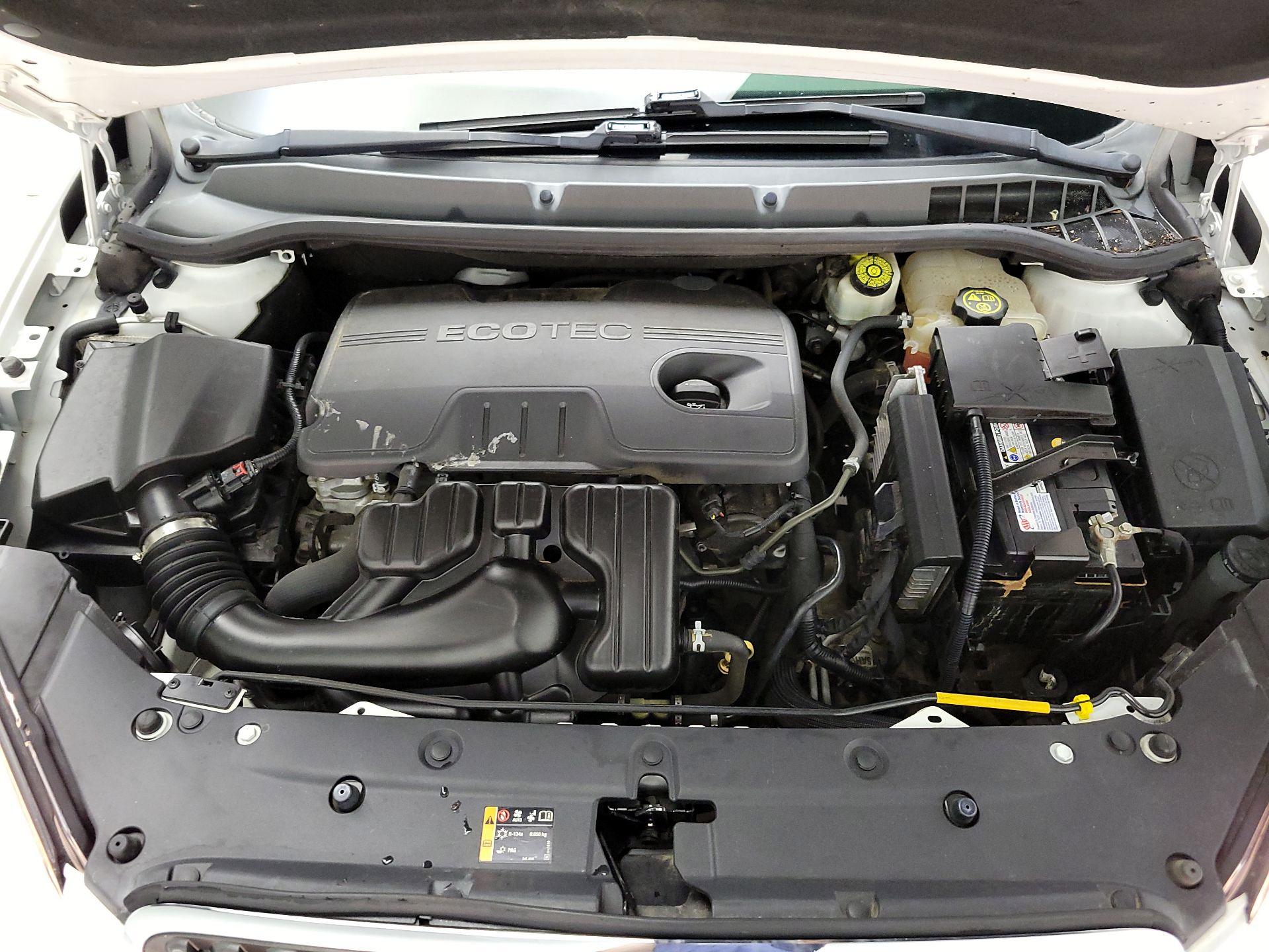 Thumbnail: 2015 Buick Verano - 20