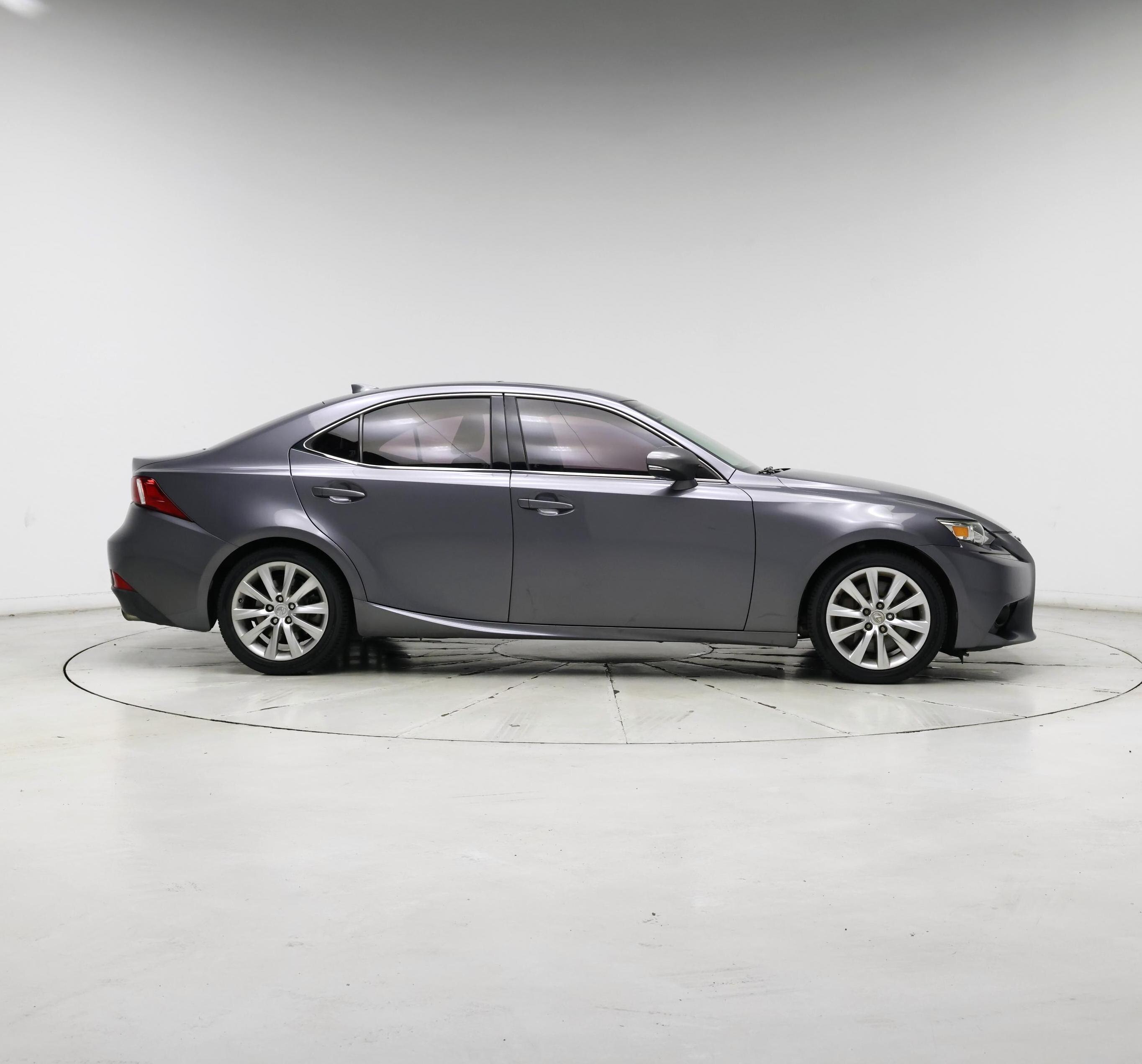 Thumbnail: 2016 Lexus IS - 7