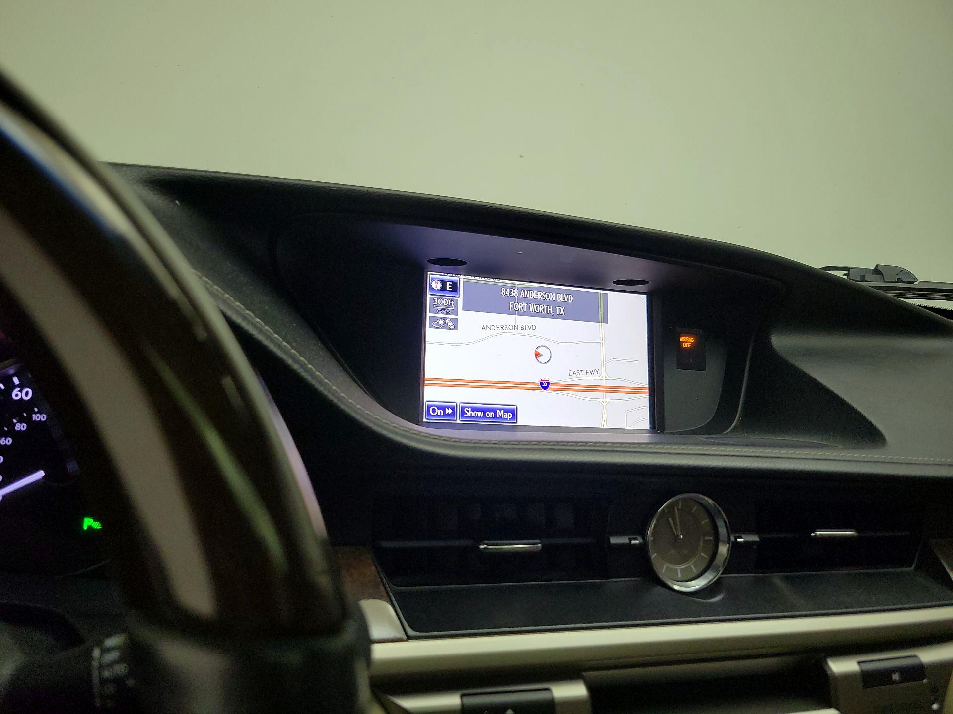 Thumbnail: 2014 Lexus ES - 14