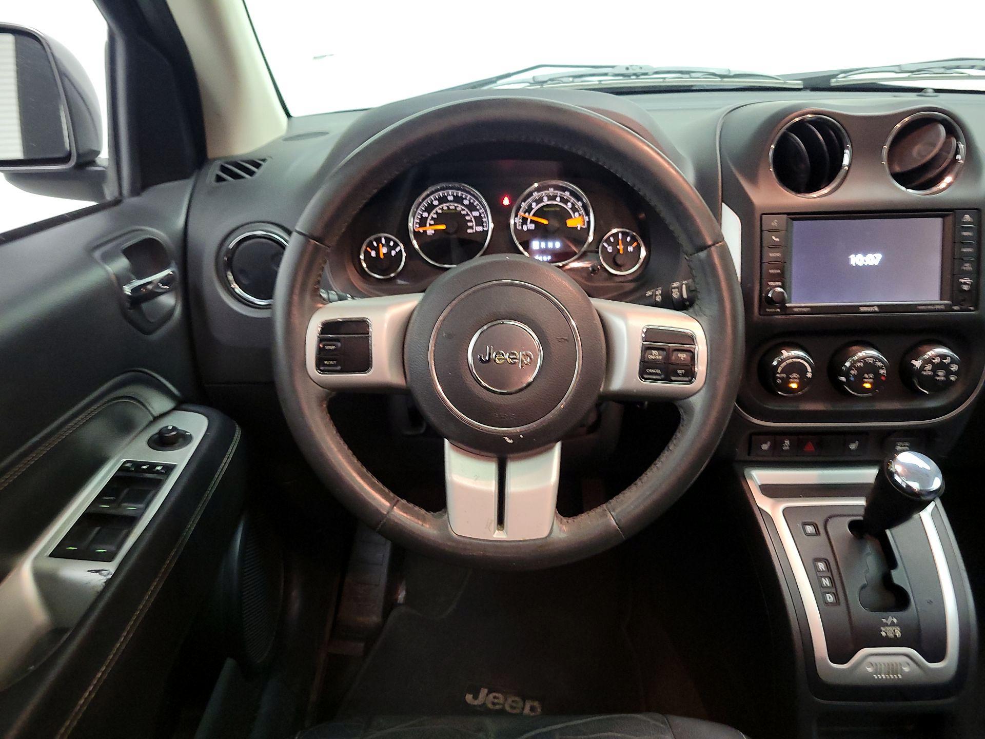 Thumbnail: 2016 Jeep Compass - 10