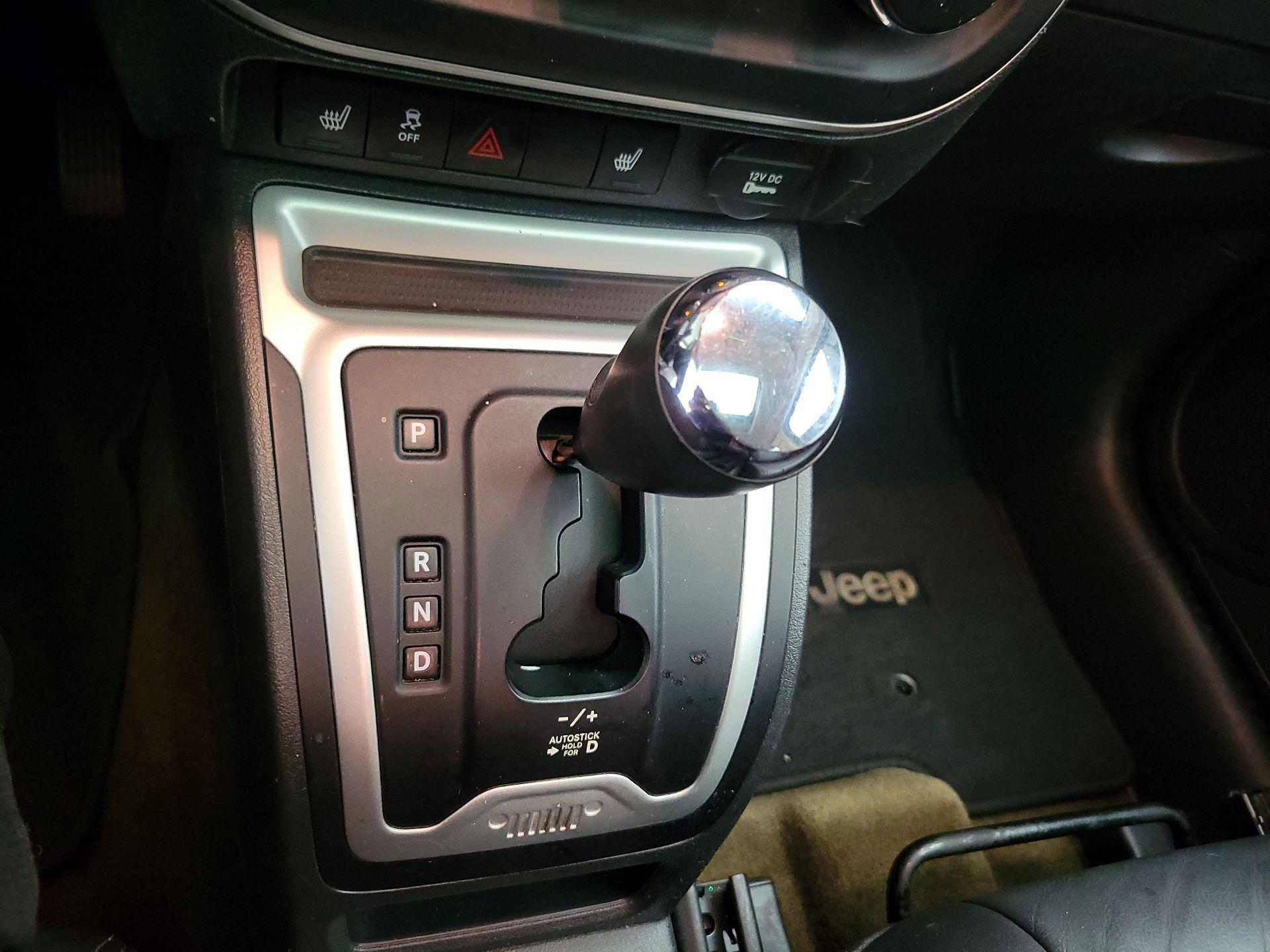 Thumbnail: 2016 Jeep Compass - 15