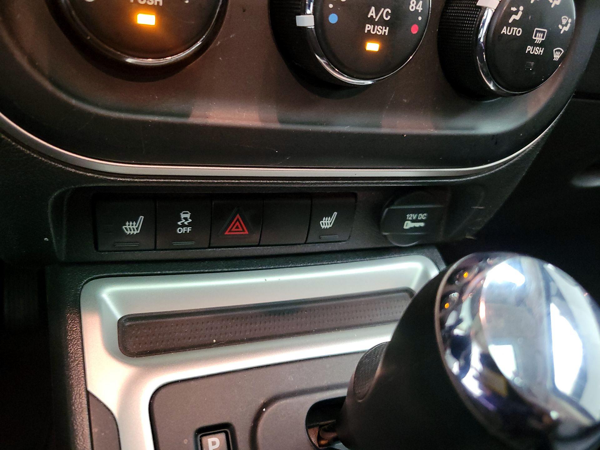 Thumbnail: 2016 Jeep Compass - 16