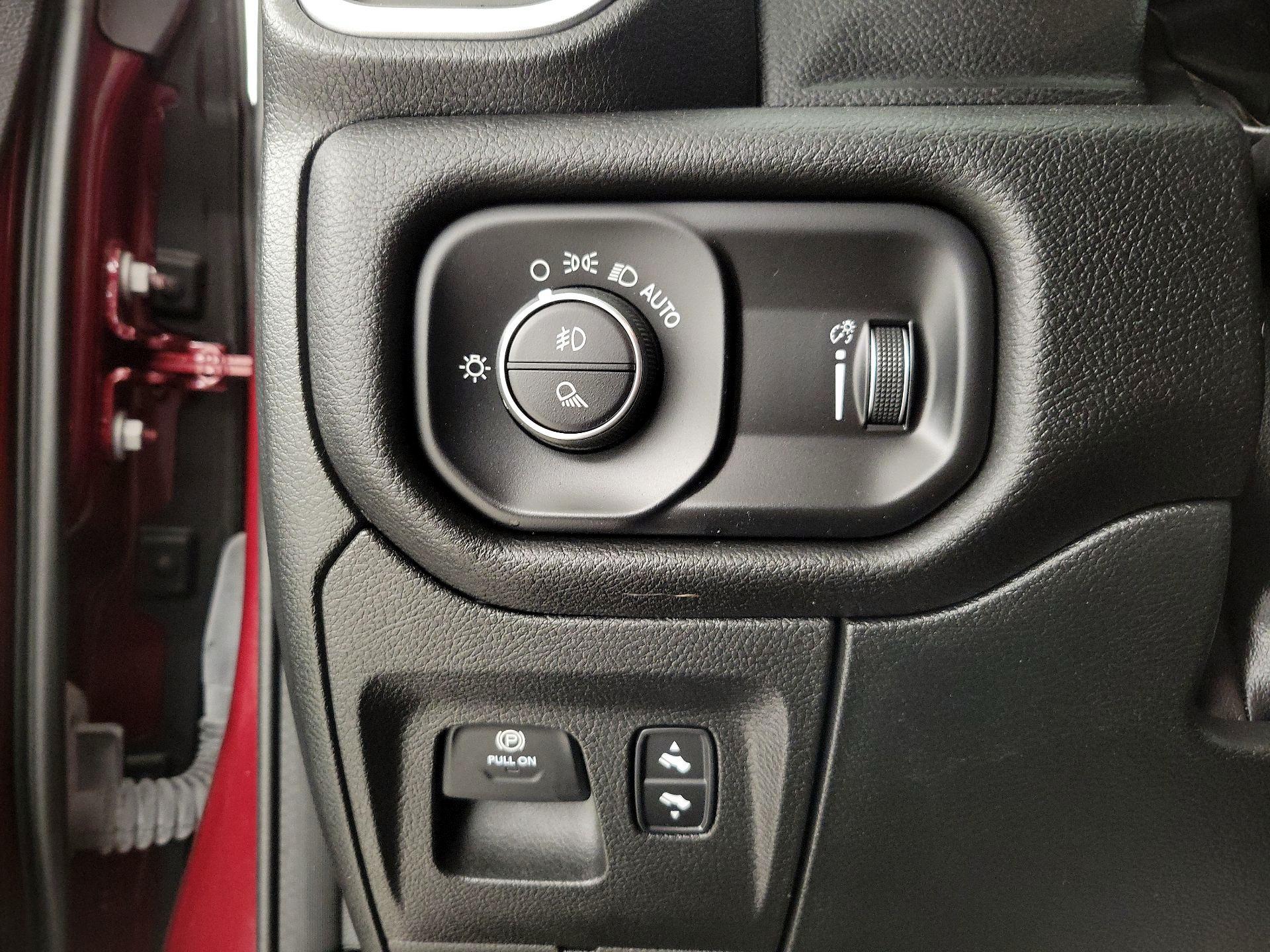 Thumbnail: 2023 RAM 1500 - 13