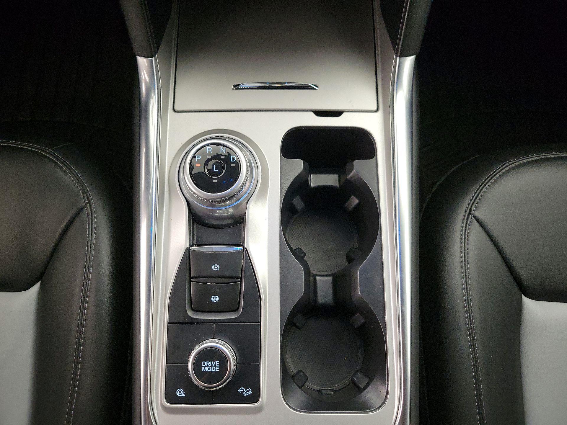 Thumbnail: 2023 Ford Explorer - 18