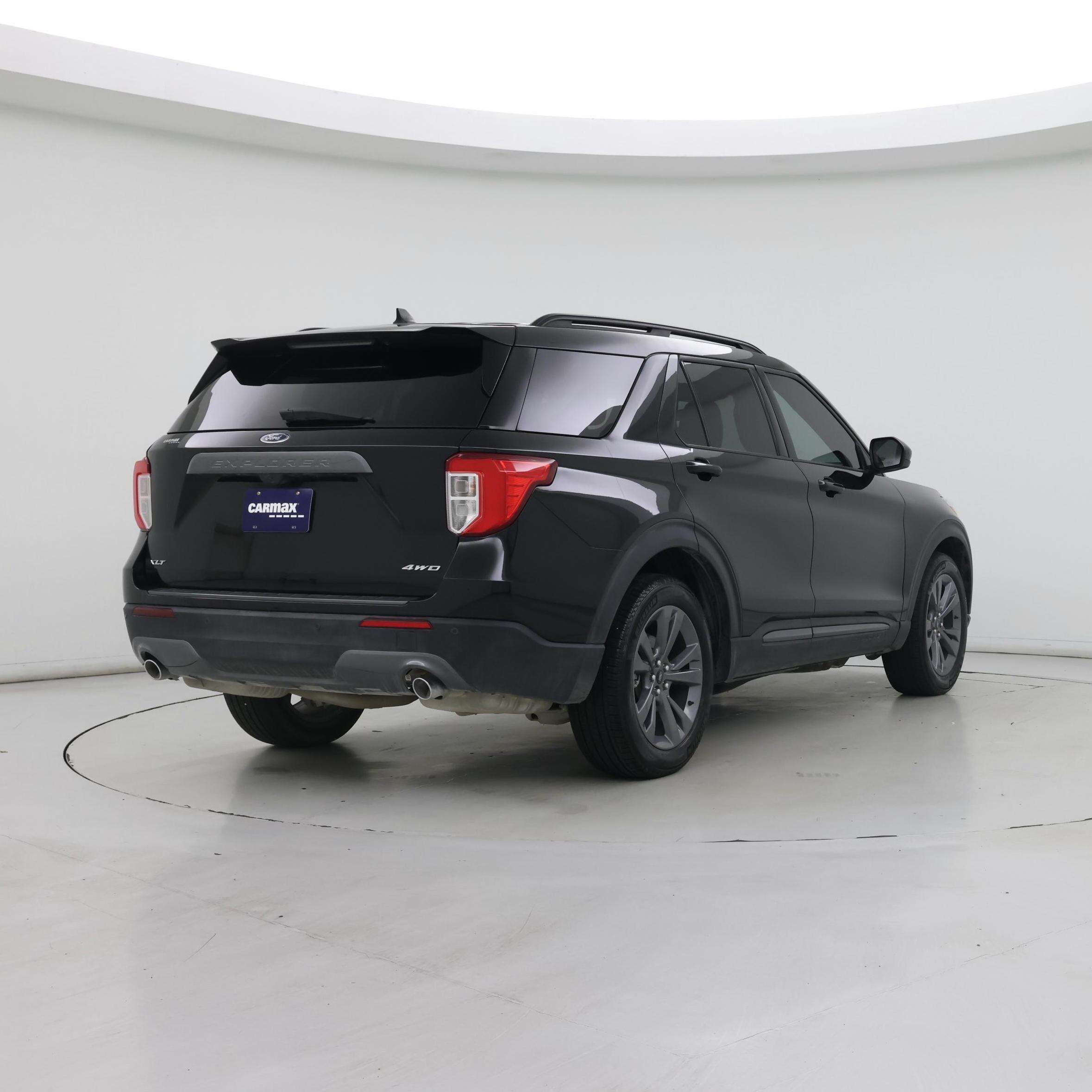 Thumbnail: 2023 Ford Explorer - 8
